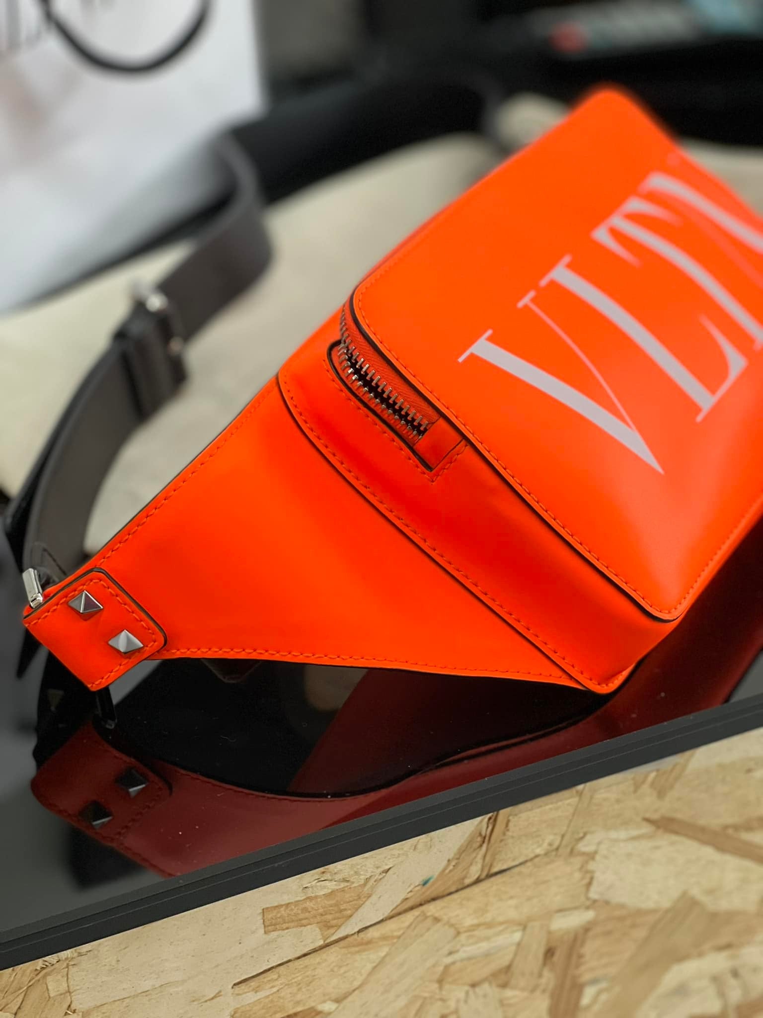 Valentino Garavani Marsupio