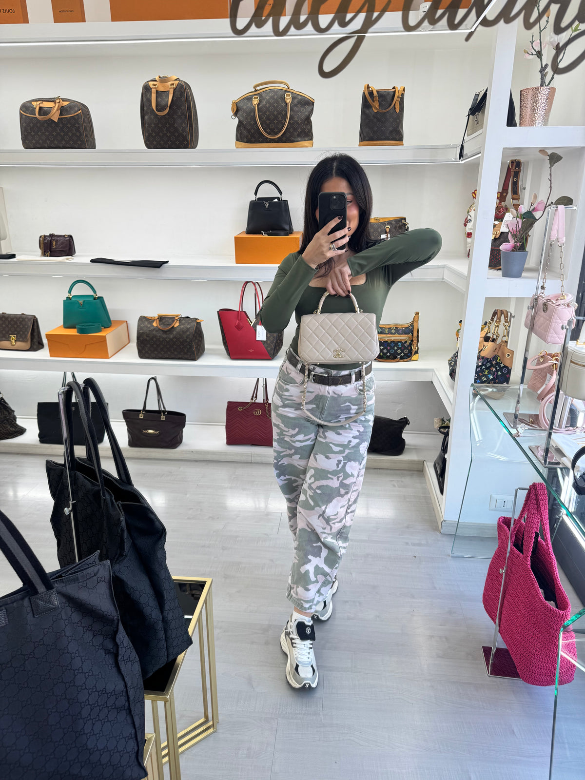 CHANEL CARRY CHIC TOP HANDLE FLAP