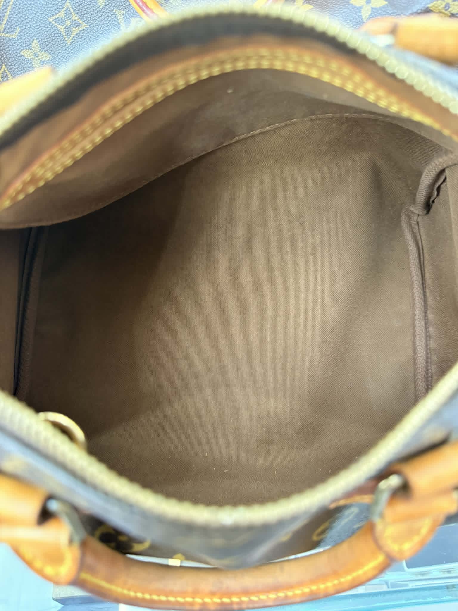 LOUIS VUITTON SPEEDY 25