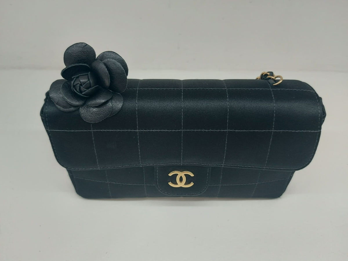 CHANEL TIMELESS MINI CAMELIA