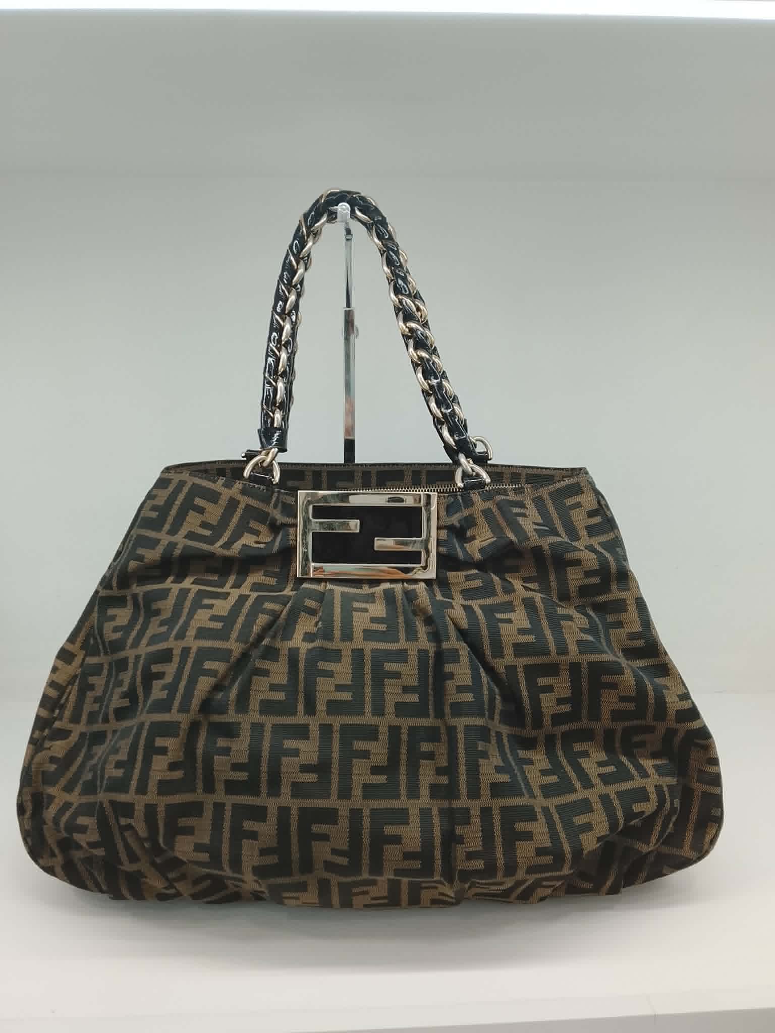 FENDI SHOPPER MIA