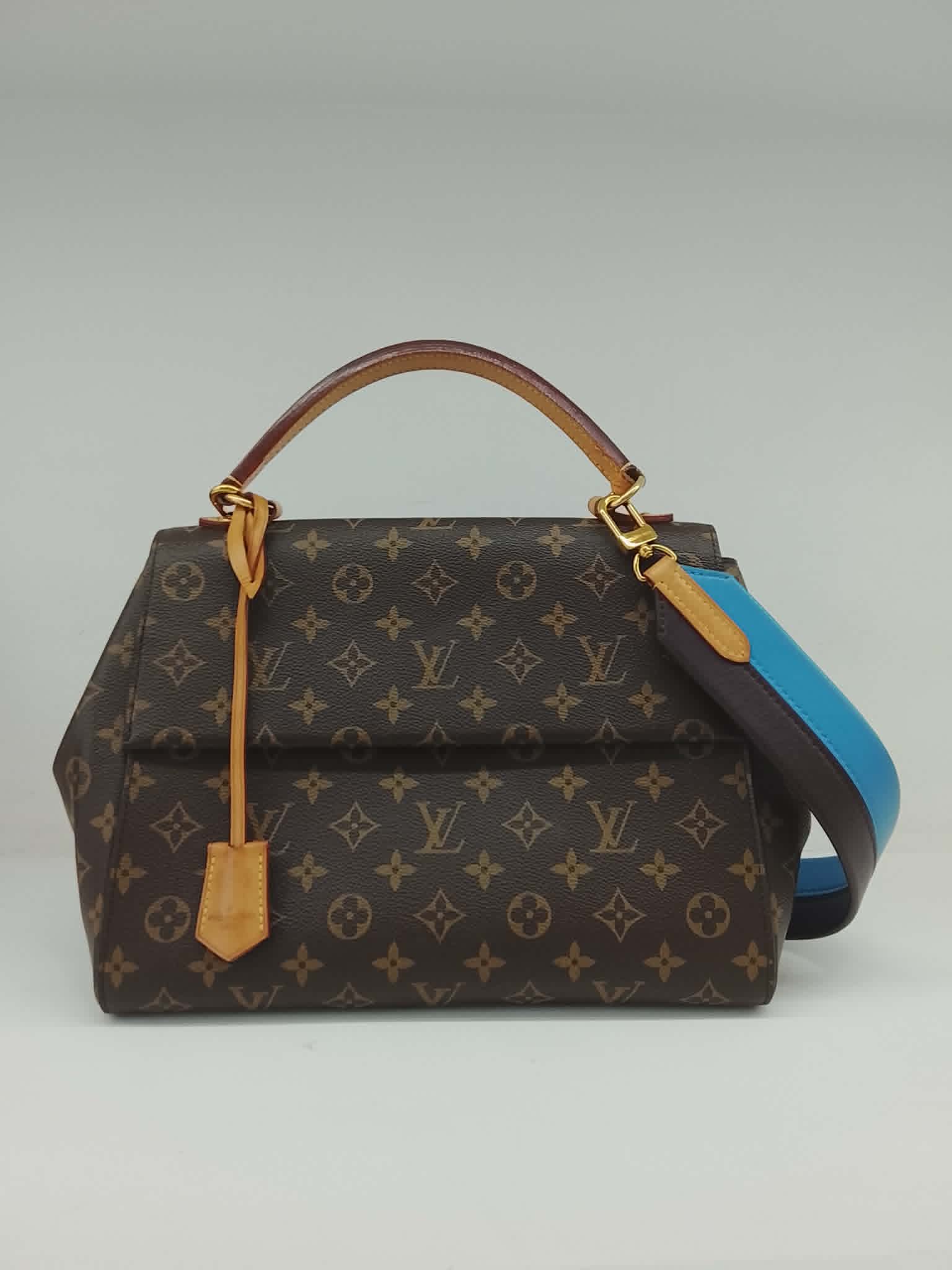 LOUIS VUITTON CLUNY
