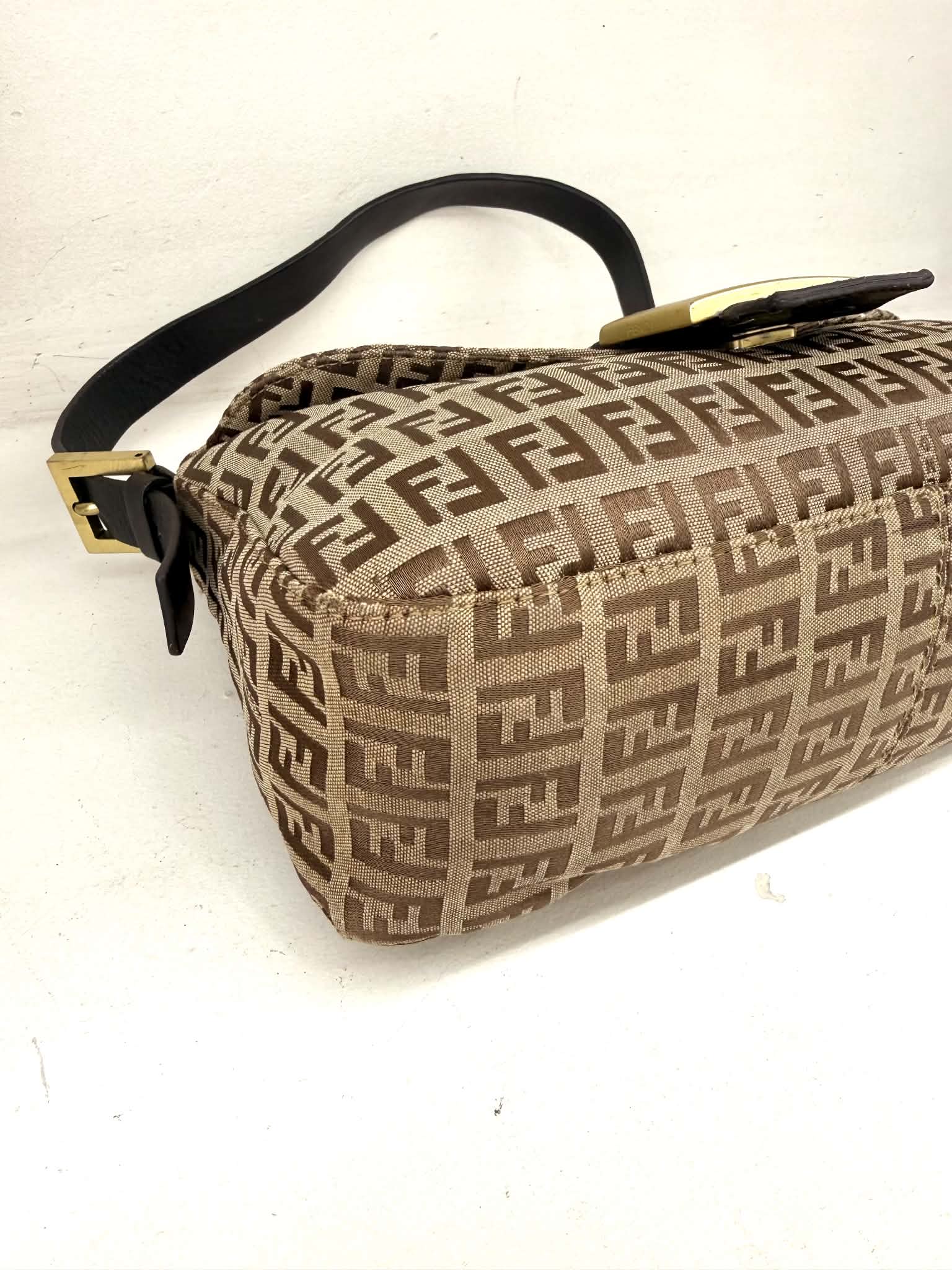 FENDI MAMMA BAGUETTE