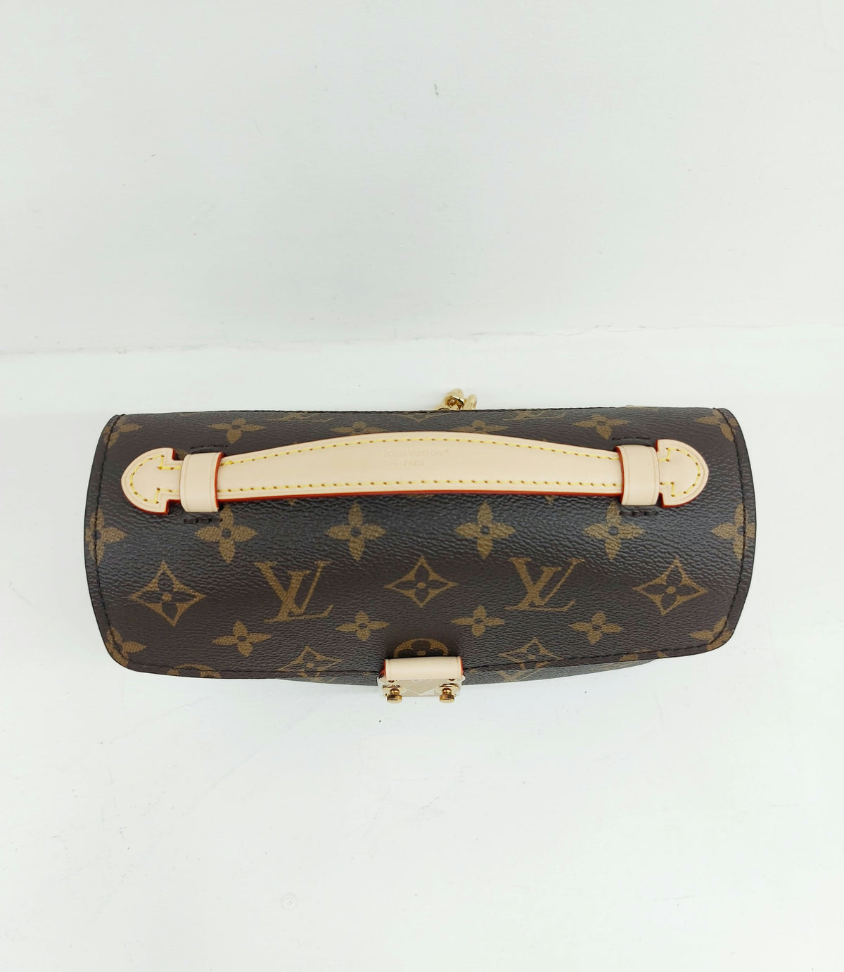 LOUIS VUITTON POCHETTE METIS EAST WEST