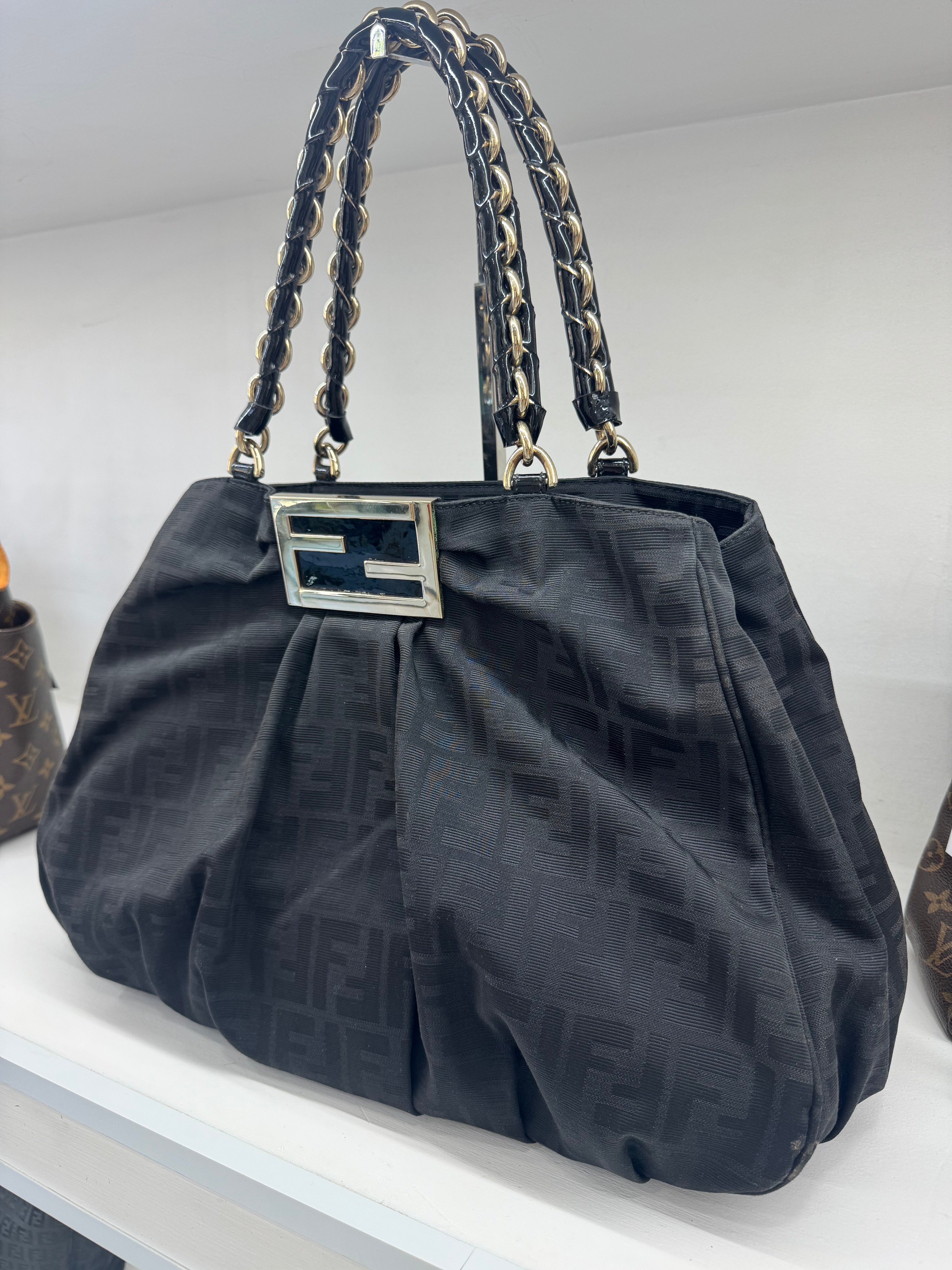 FENDI SHOPPER MIA