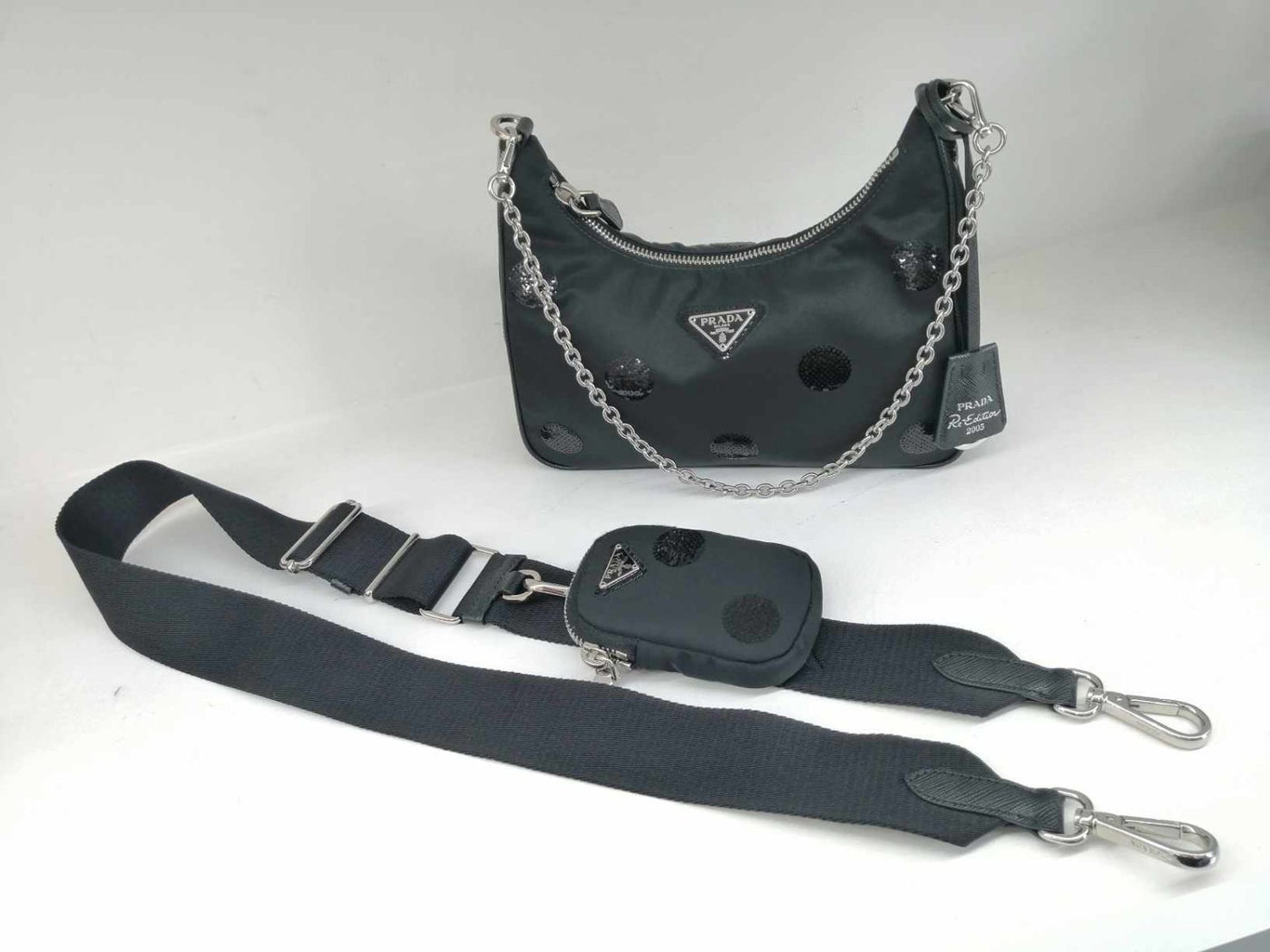 Prada Re-Edition 2005 in Nylon