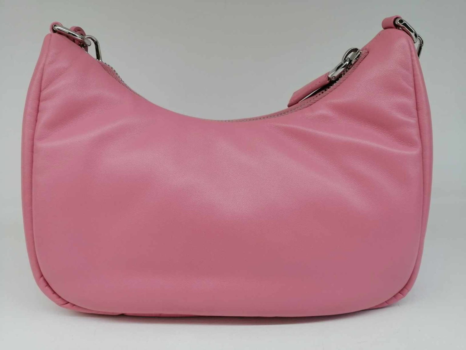 Prada Re-Edition 2005 in pelle