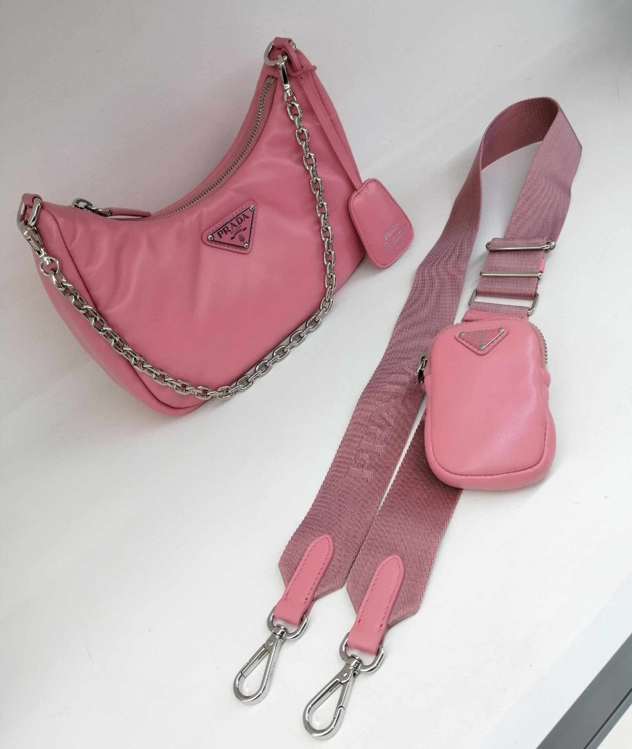 Prada Re-Edition 2005 in pelle
