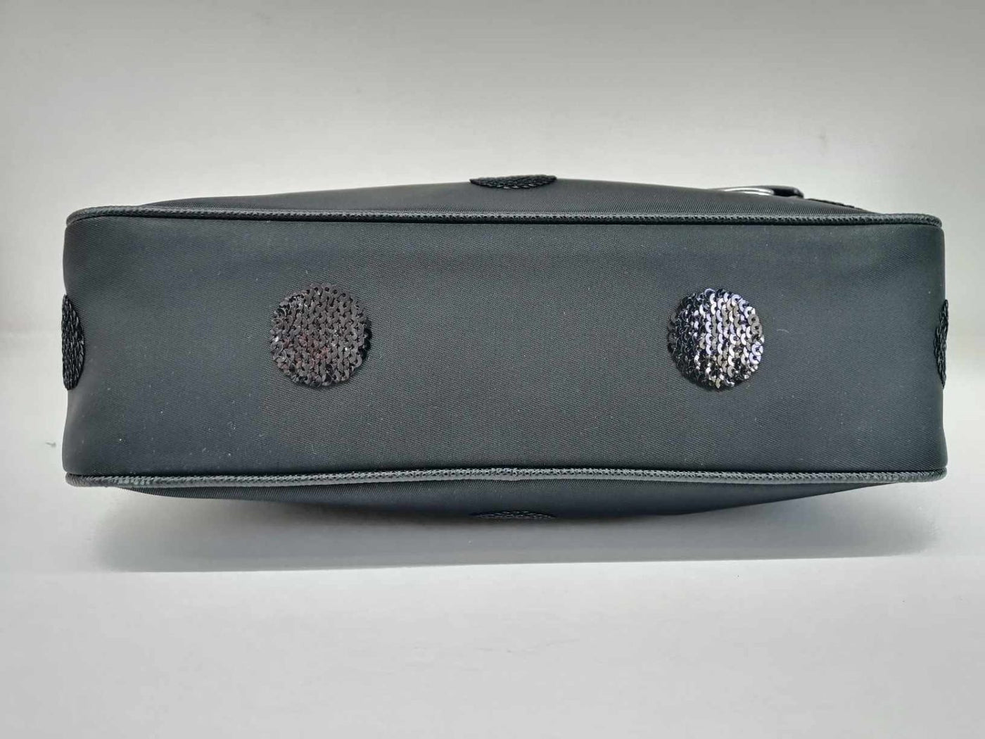 Prada Re-Edition 2005 in Nylon