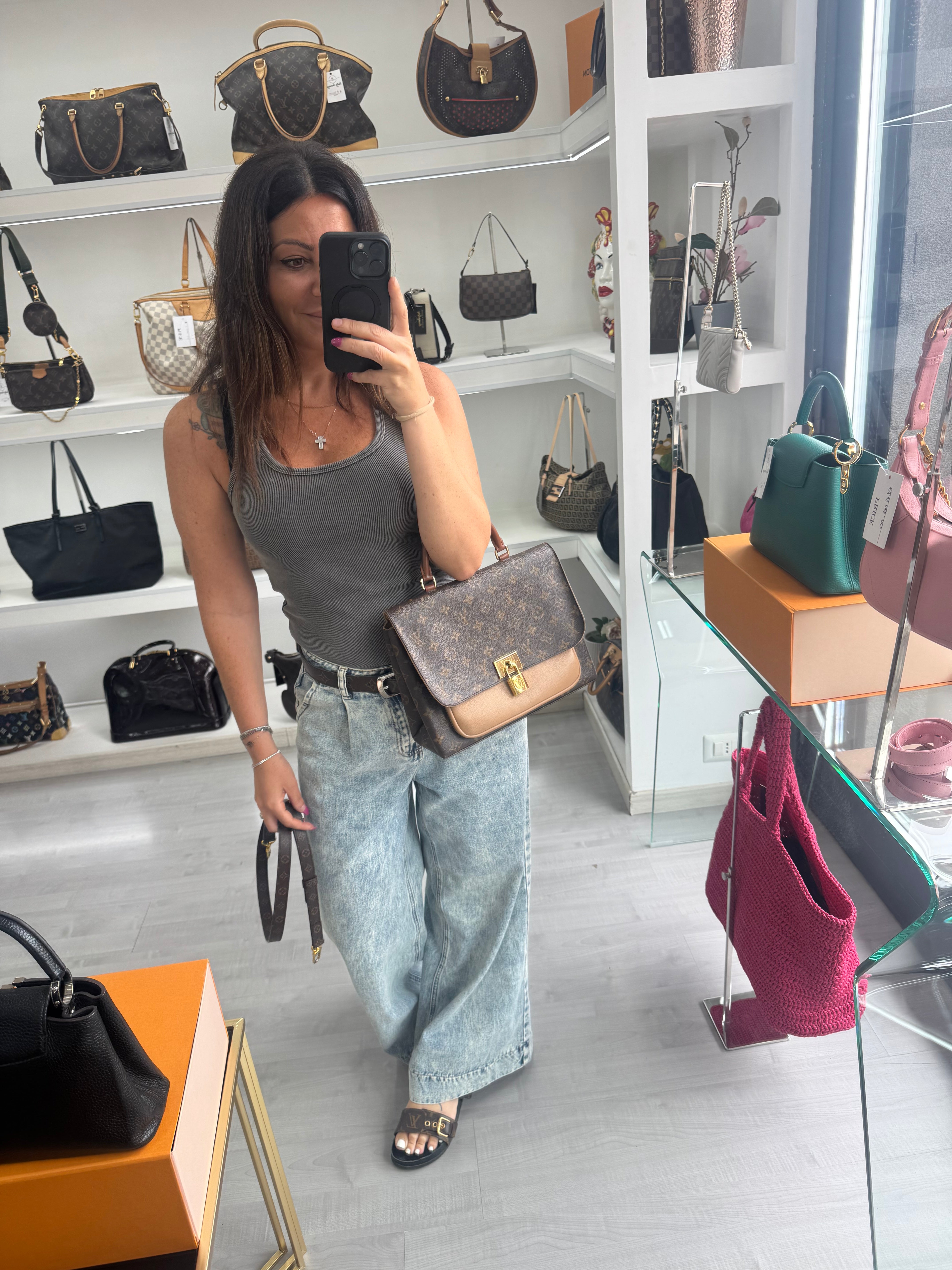 LOUIS VUITTON MARIGNAN