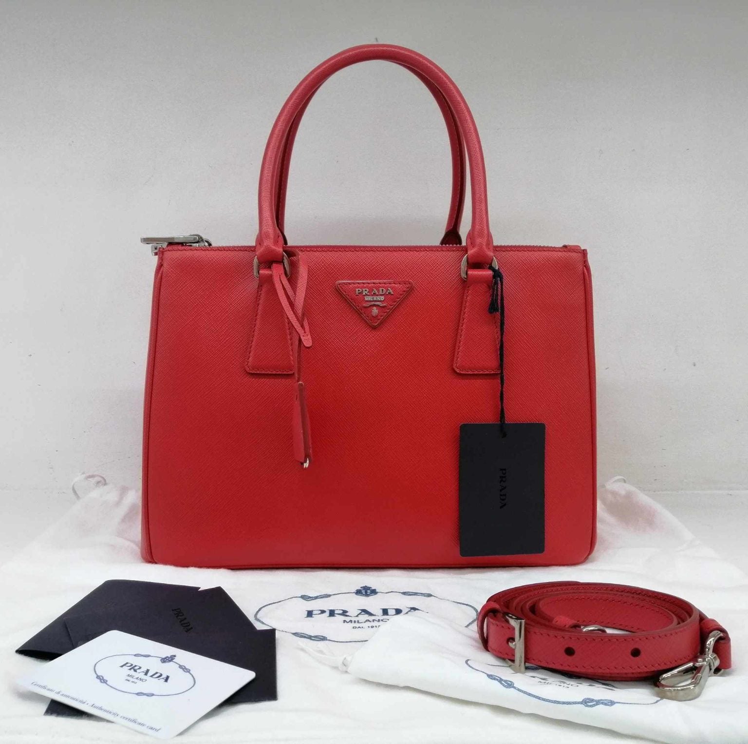 Prada Galleria Medium
