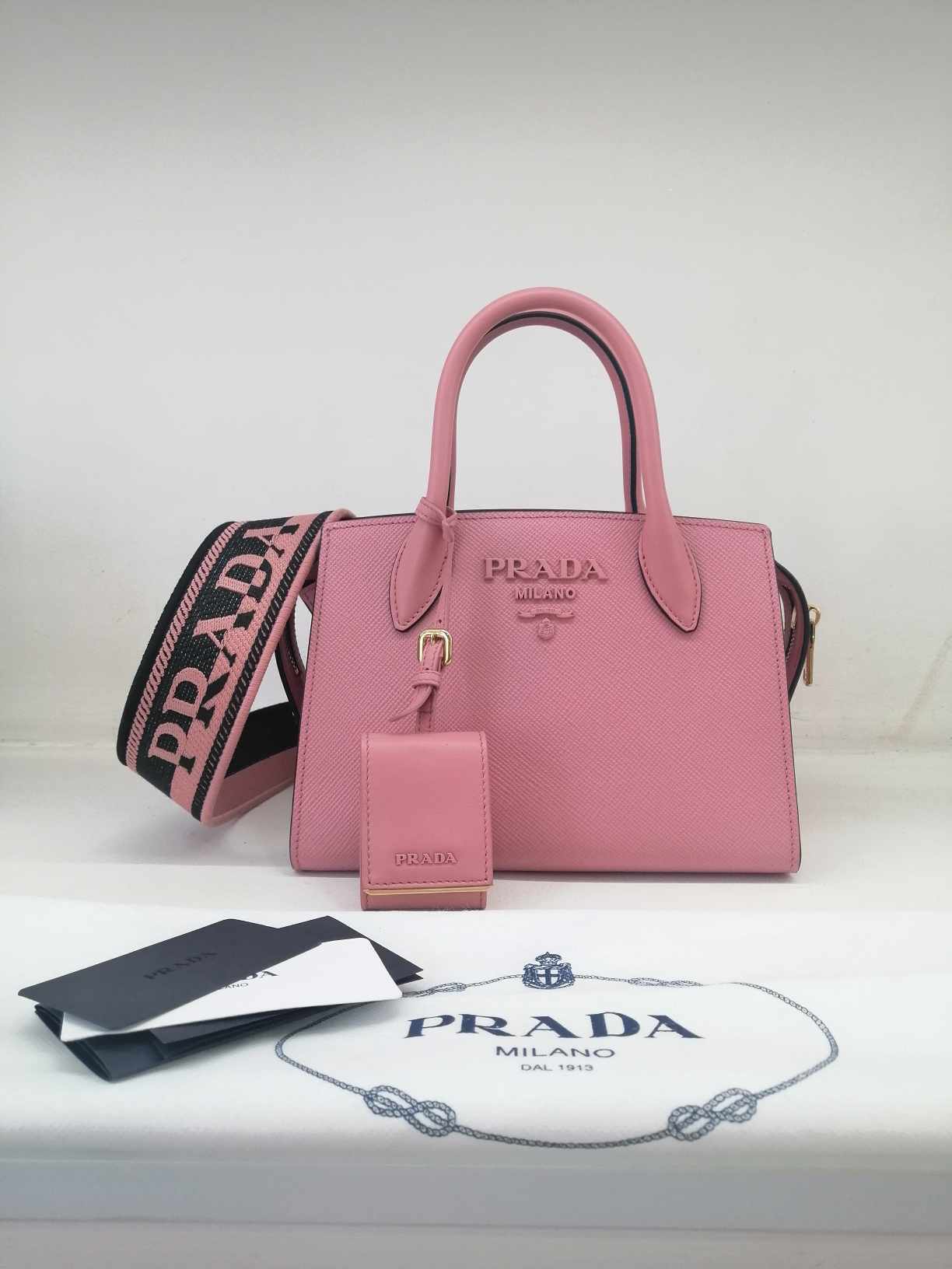 PRADA IN PELLE SAFFIANO