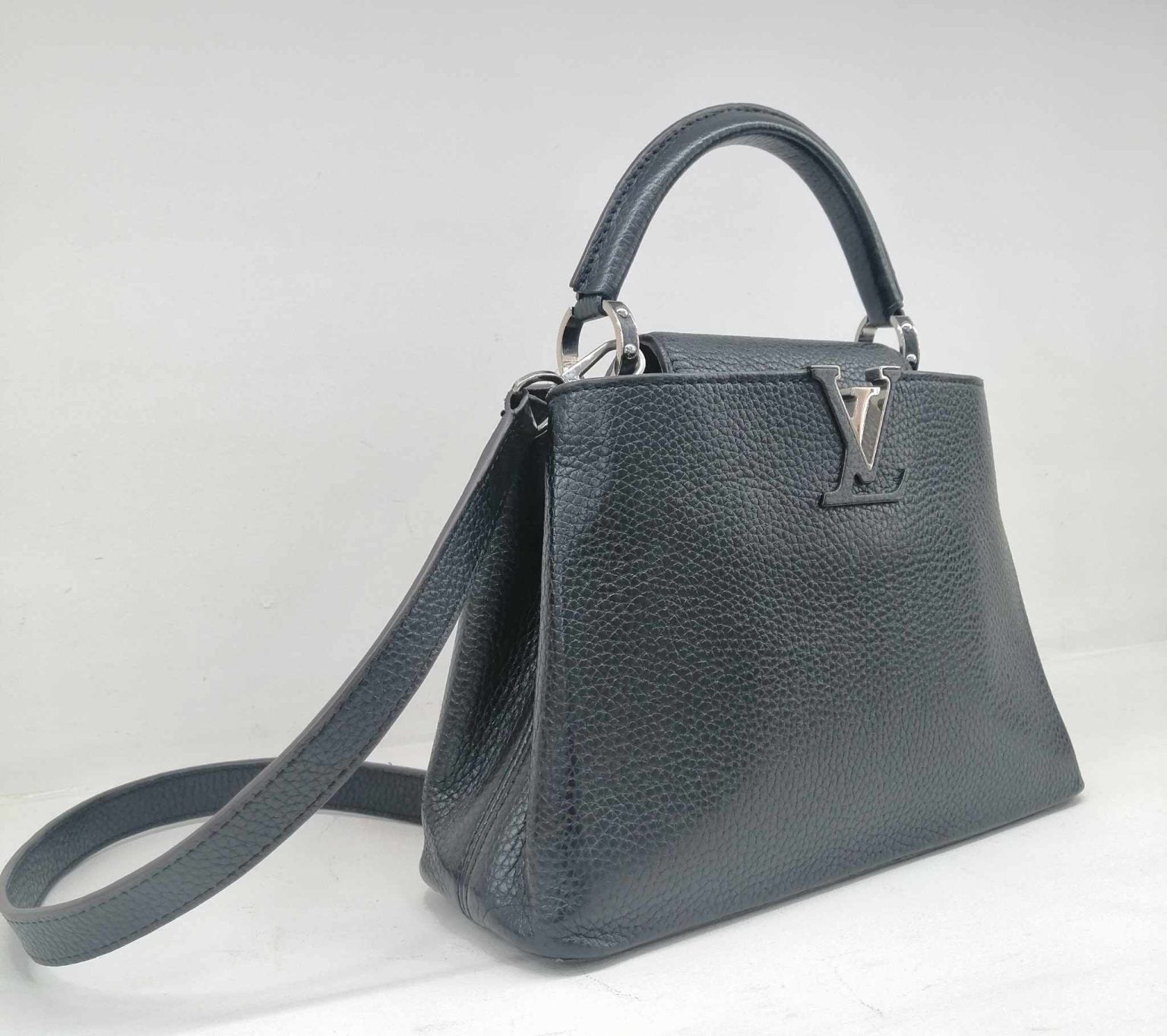 Louis Vuitton CAPUCINES BB