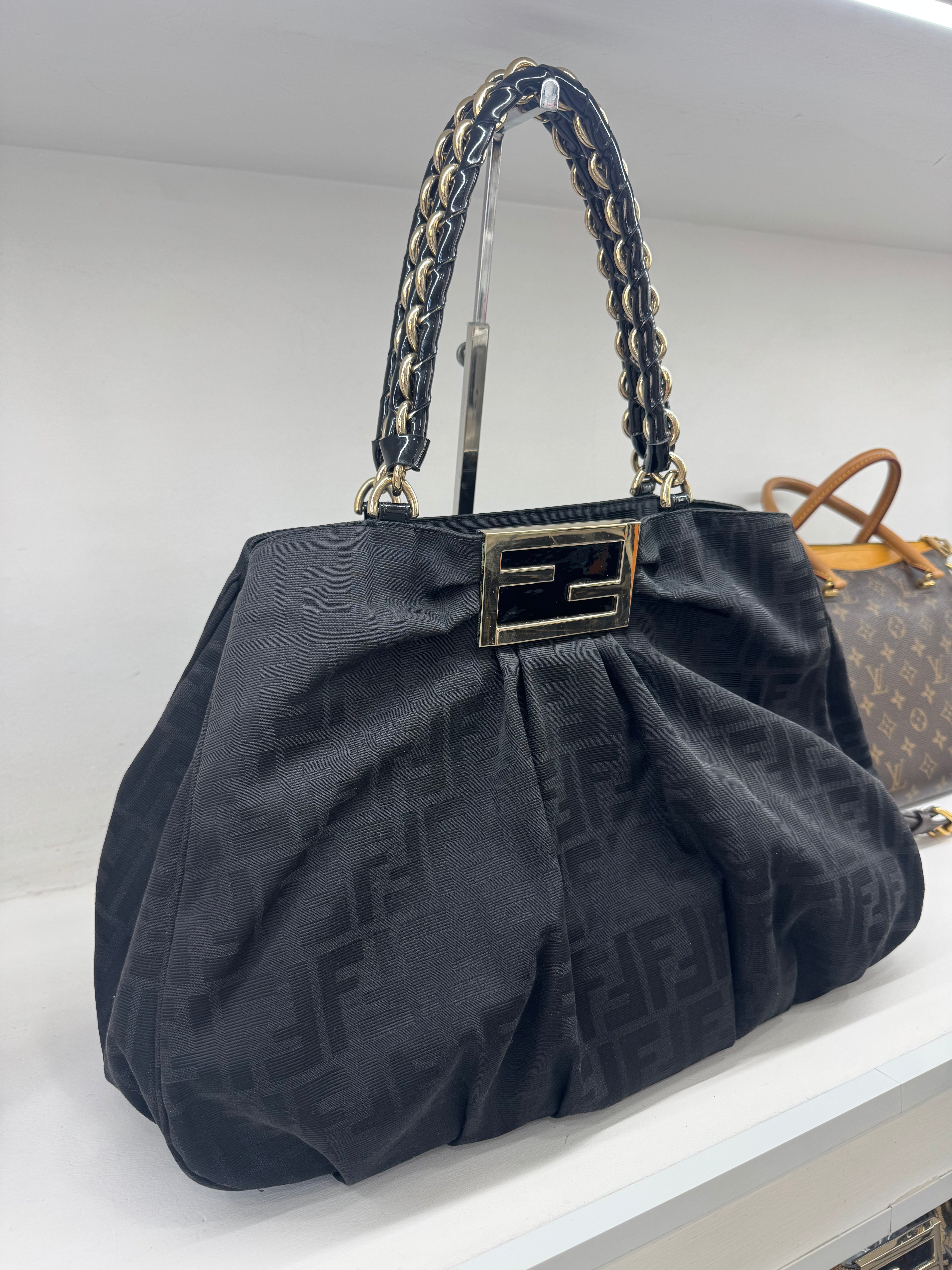 FENDI SHOPPER MIA
