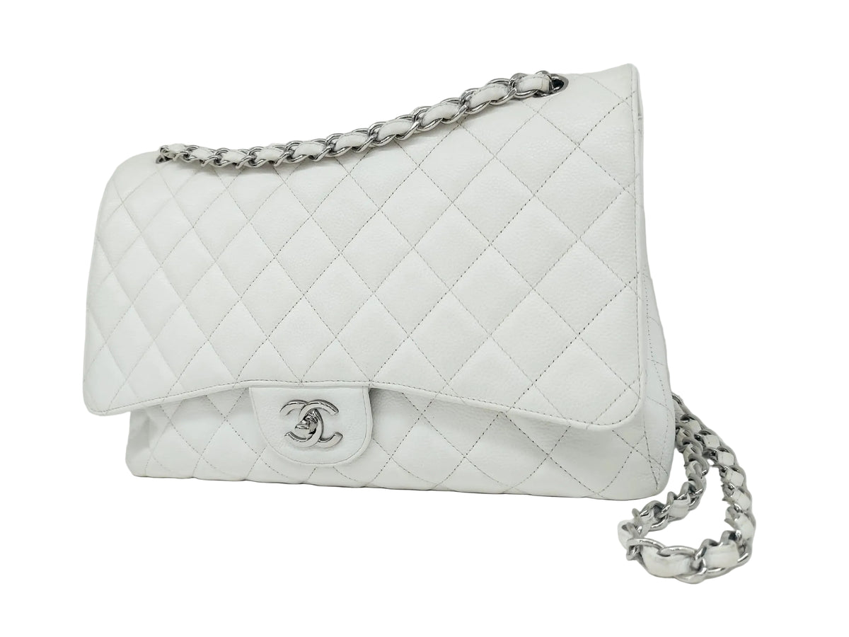 CHANEL MAXI JUMBO CLASSIC FLAP