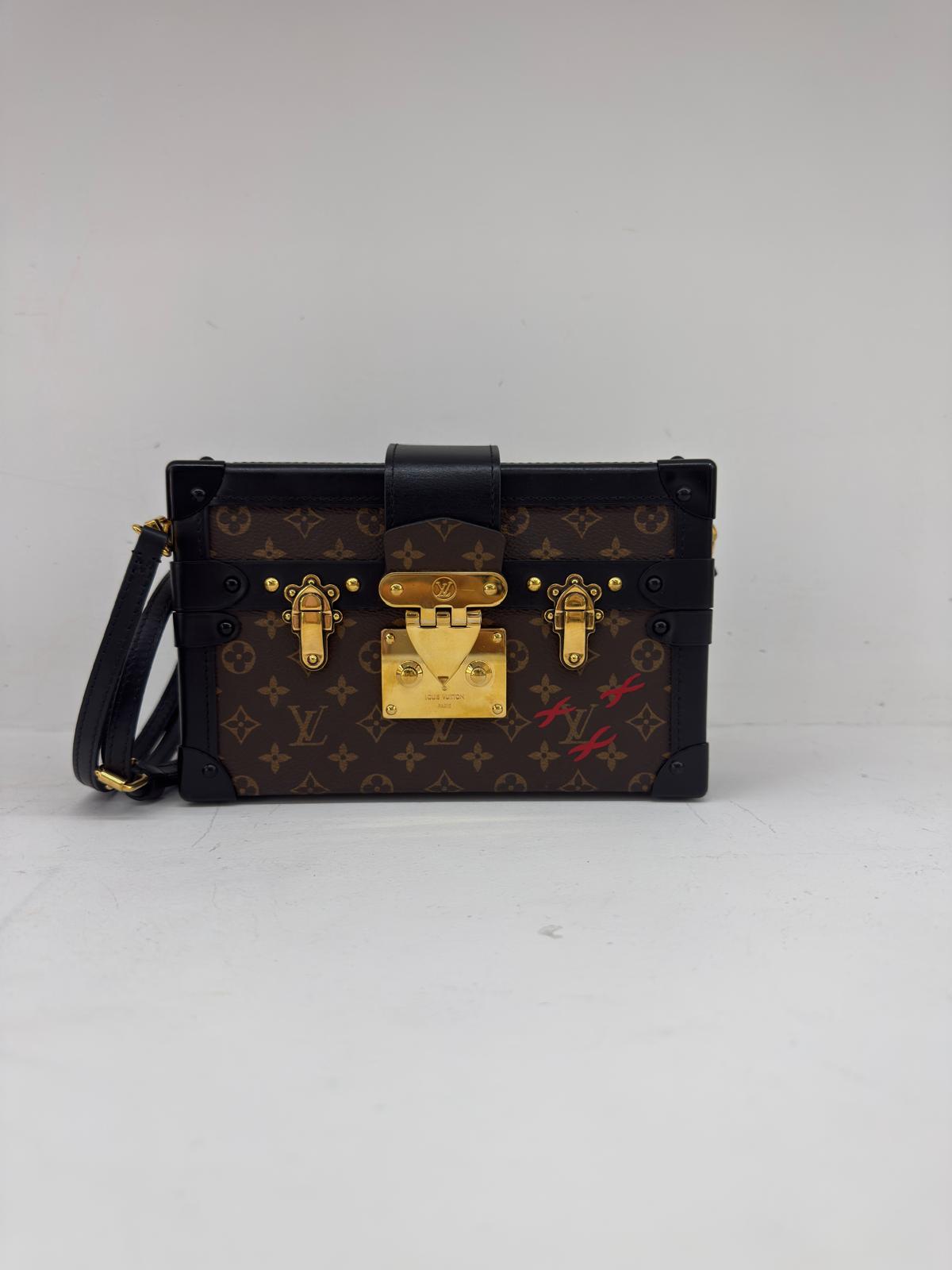 LOUIS VUITTON TRUNK PETITE MALLE