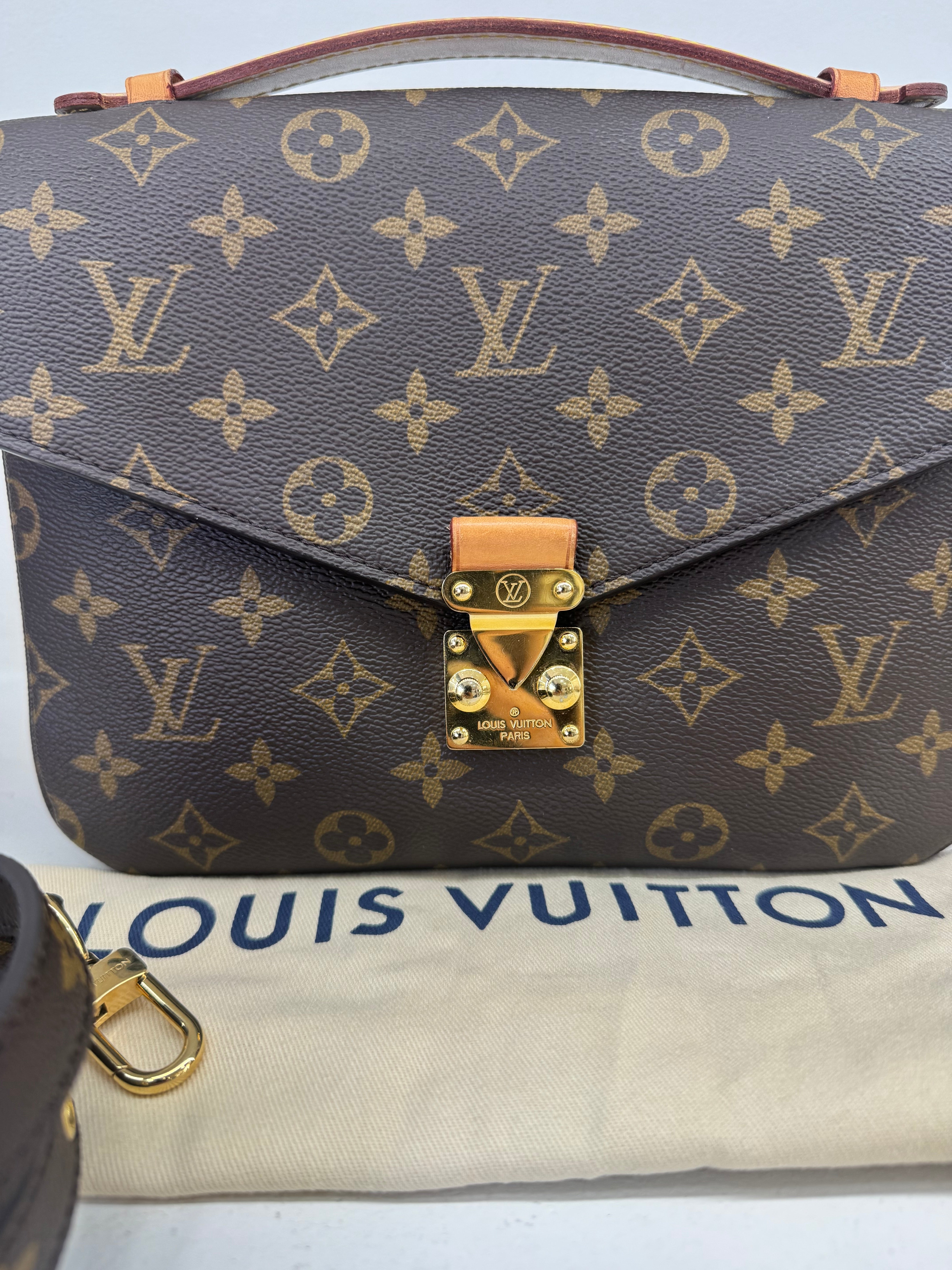 LOUIS VUITTON METIS