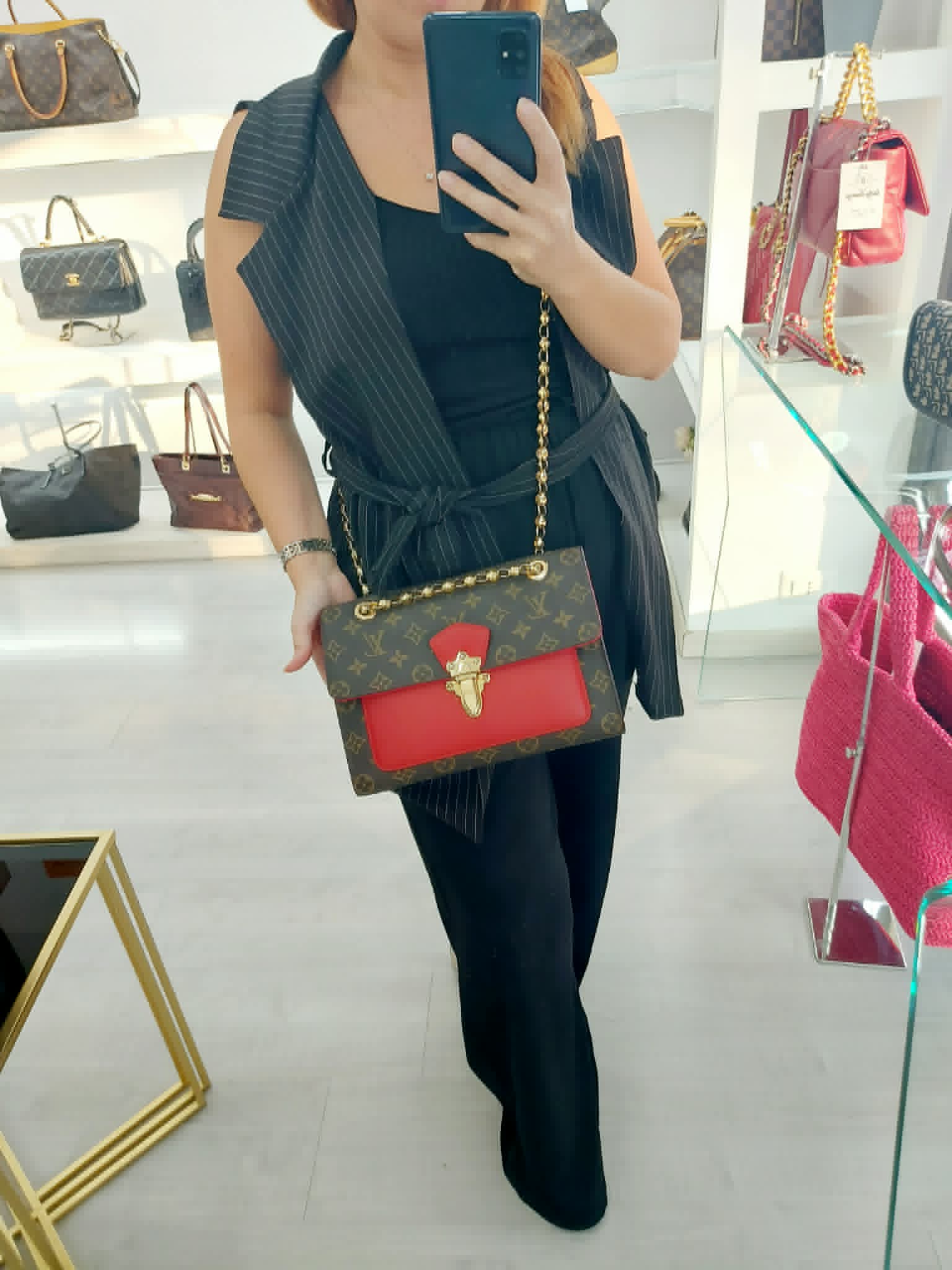 LOUIS VUITTON VICTOIRE
