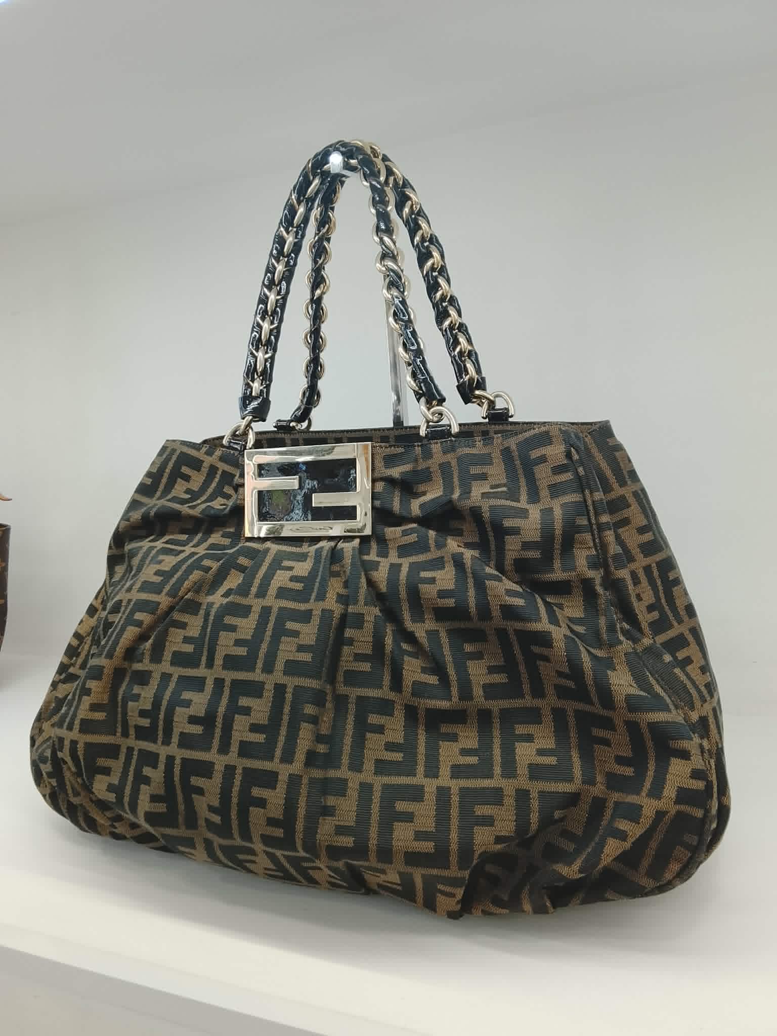 FENDI SHOPPER MIA
