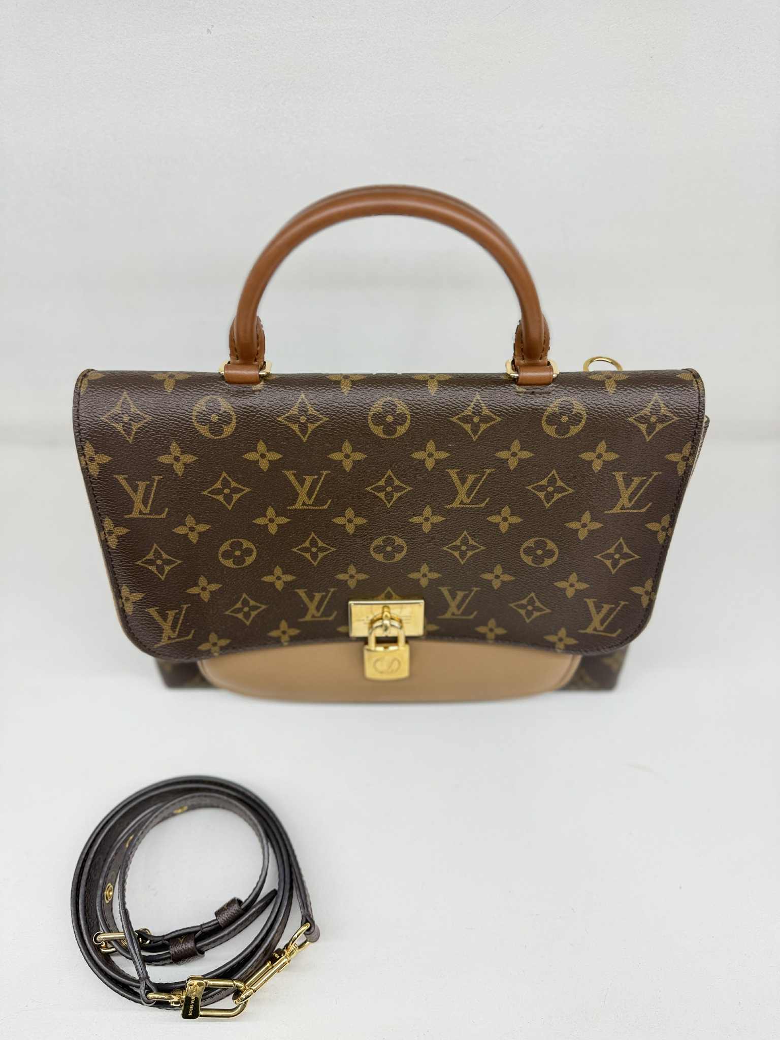 LOUIS VUITTON MARIGNAN