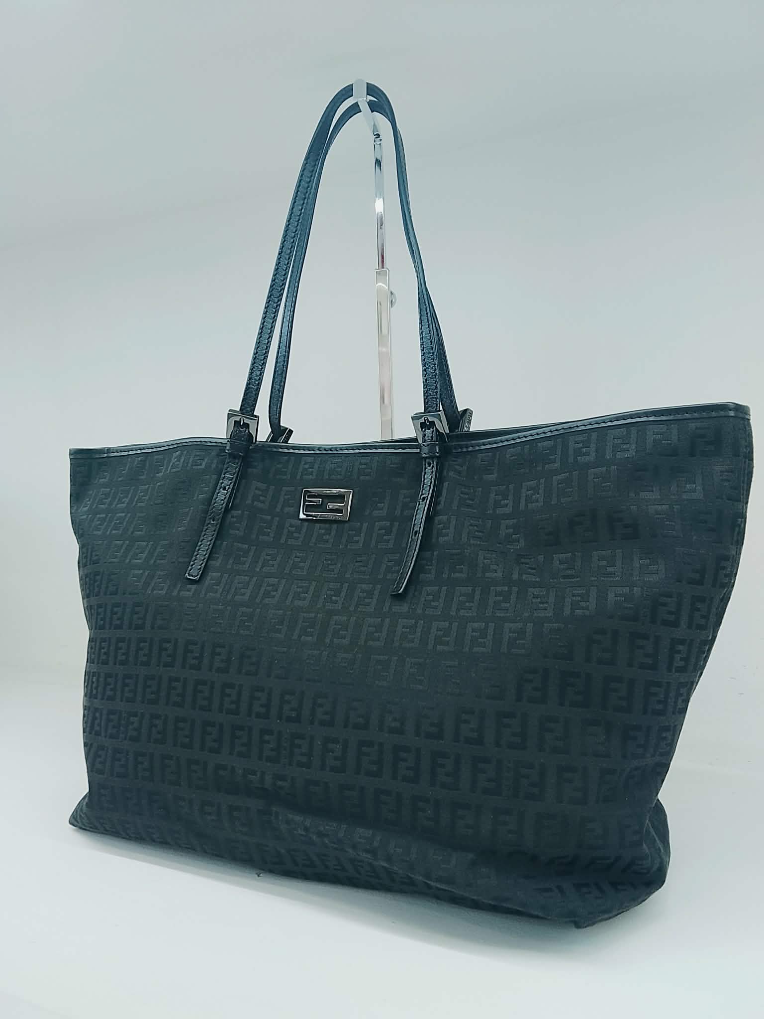 FENDI SHOPPER