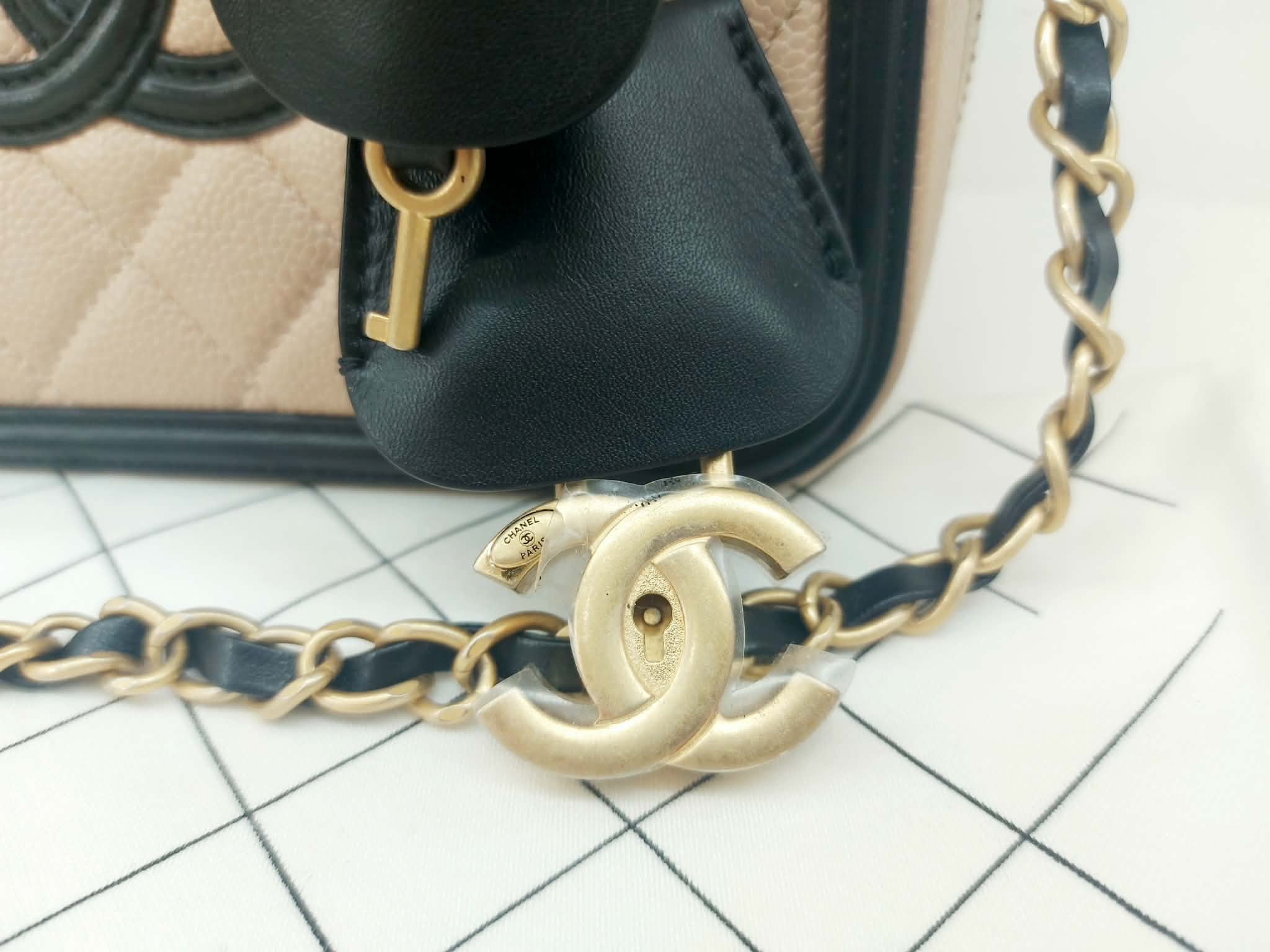 CHANEL FILIGREE VANITY CASE