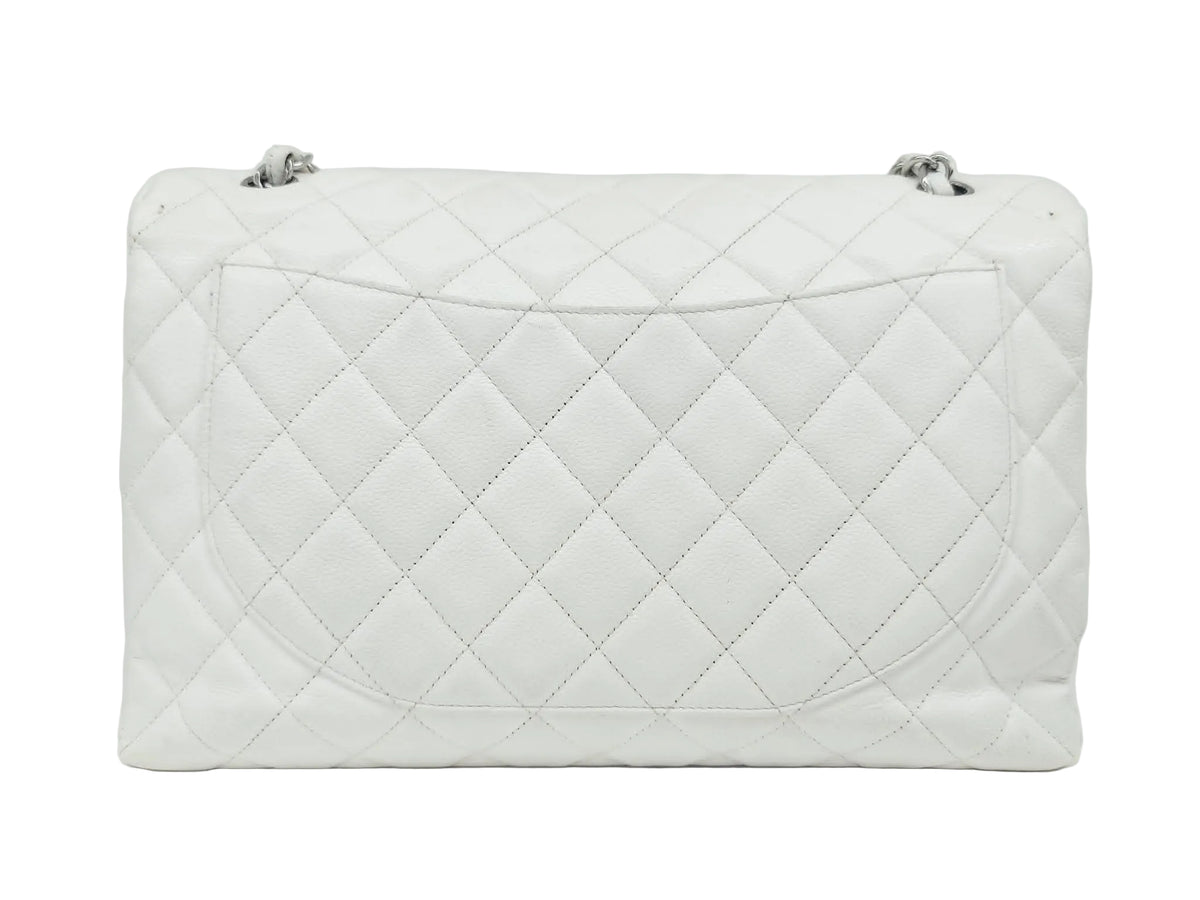 CHANEL MAXI JUMBO CLASSIC FLAP