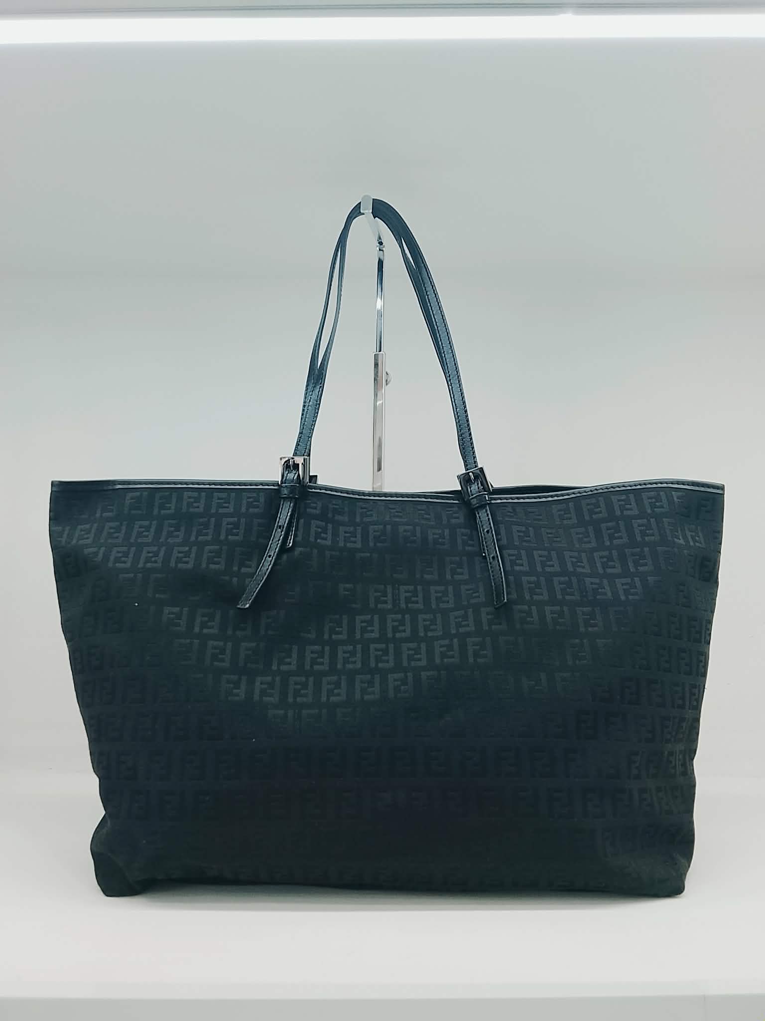 FENDI SHOPPER