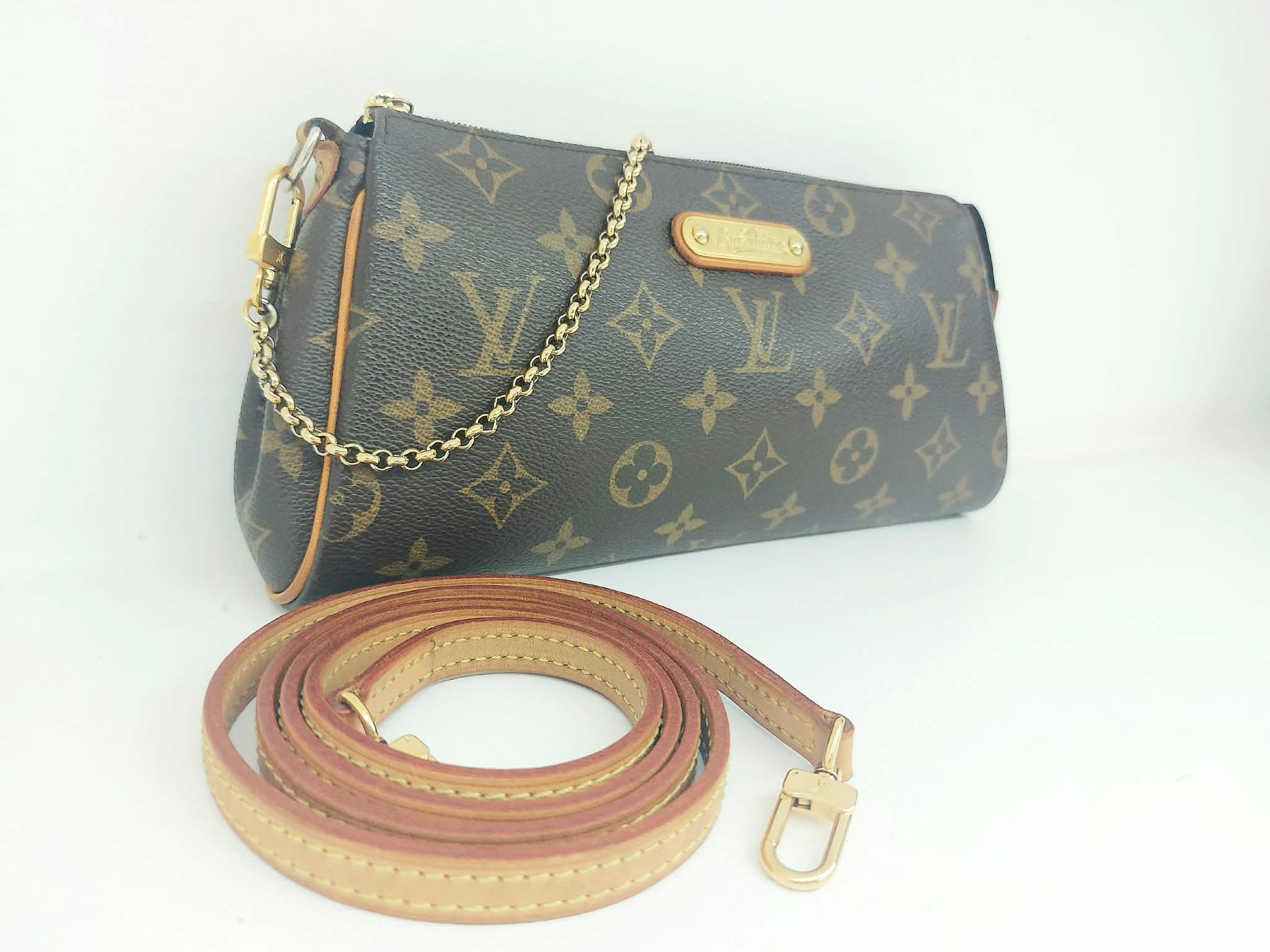 LOUIS VUITTON EVA