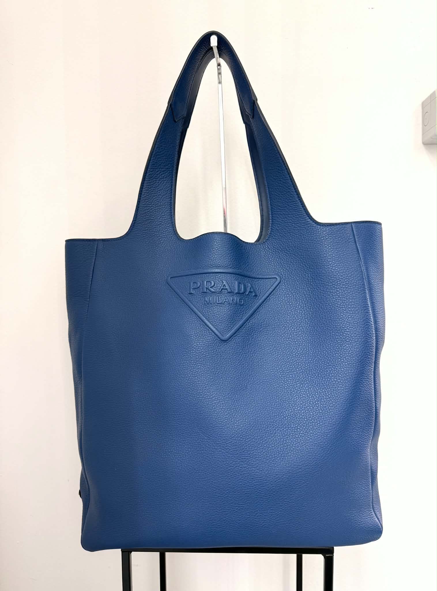 PRADA SHOPPER
