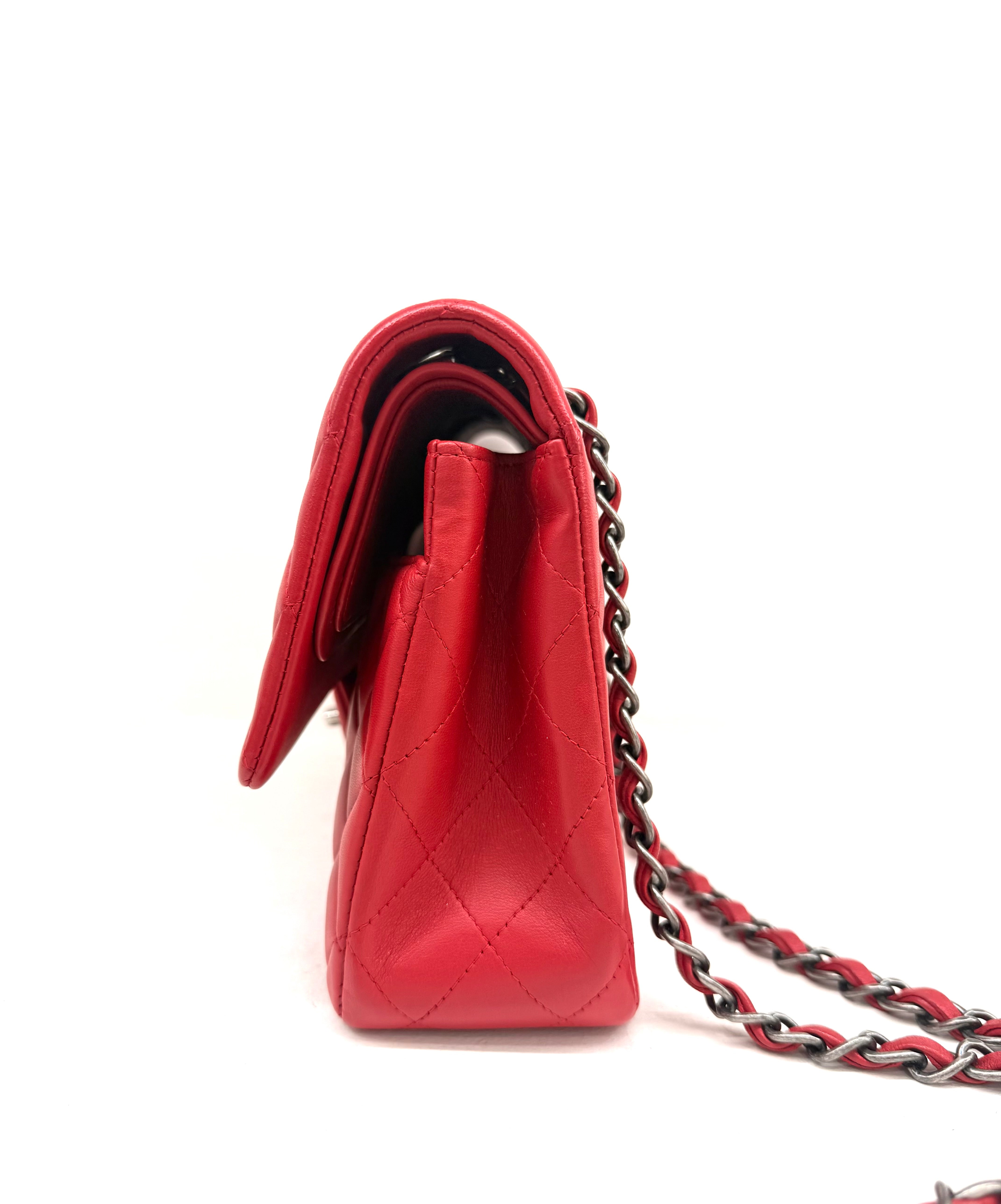 CHANEL TIMELESS CLASSIC RED