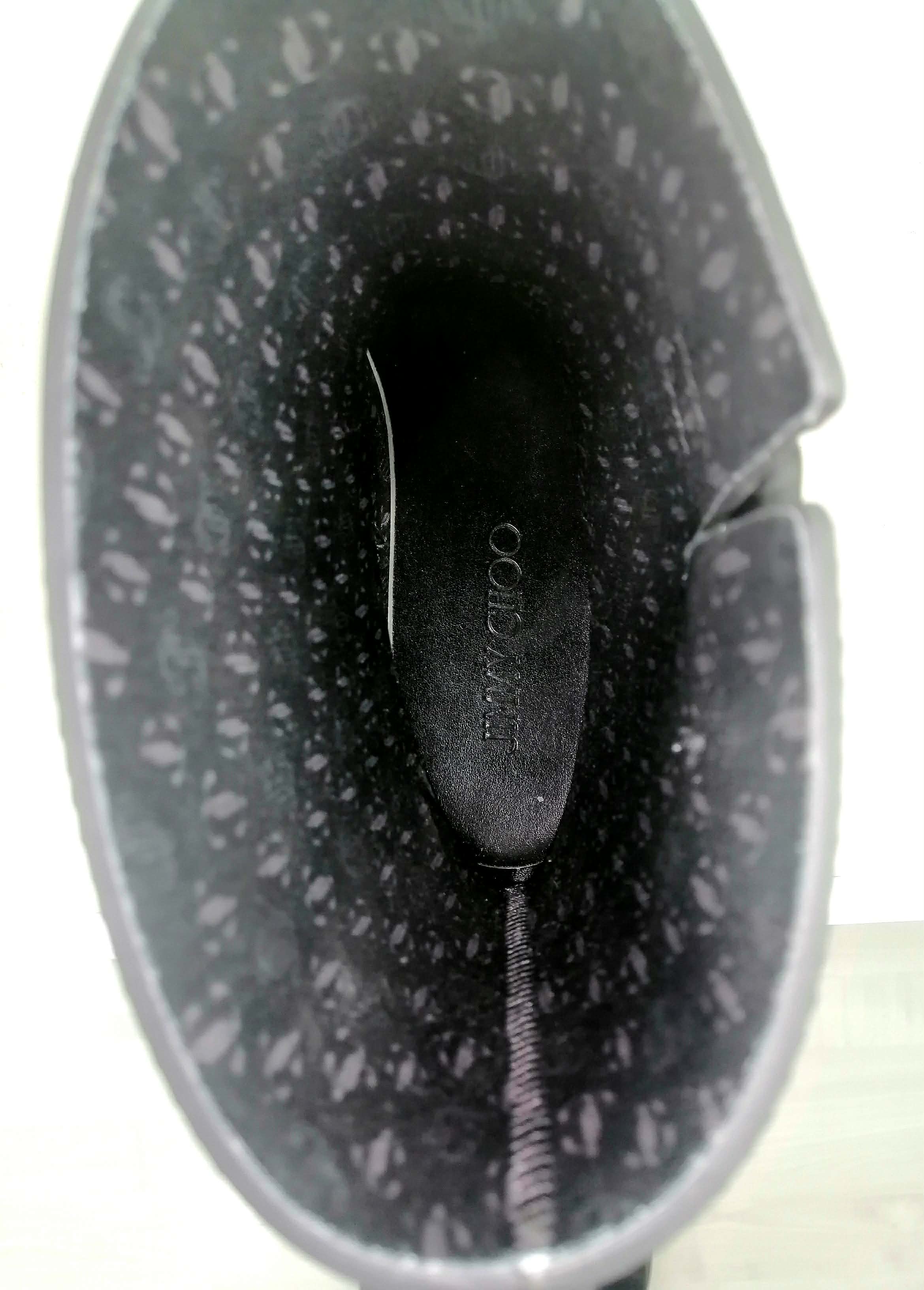 JIMMY CHOO STIVALETTI YAEL IN GOMMA N40