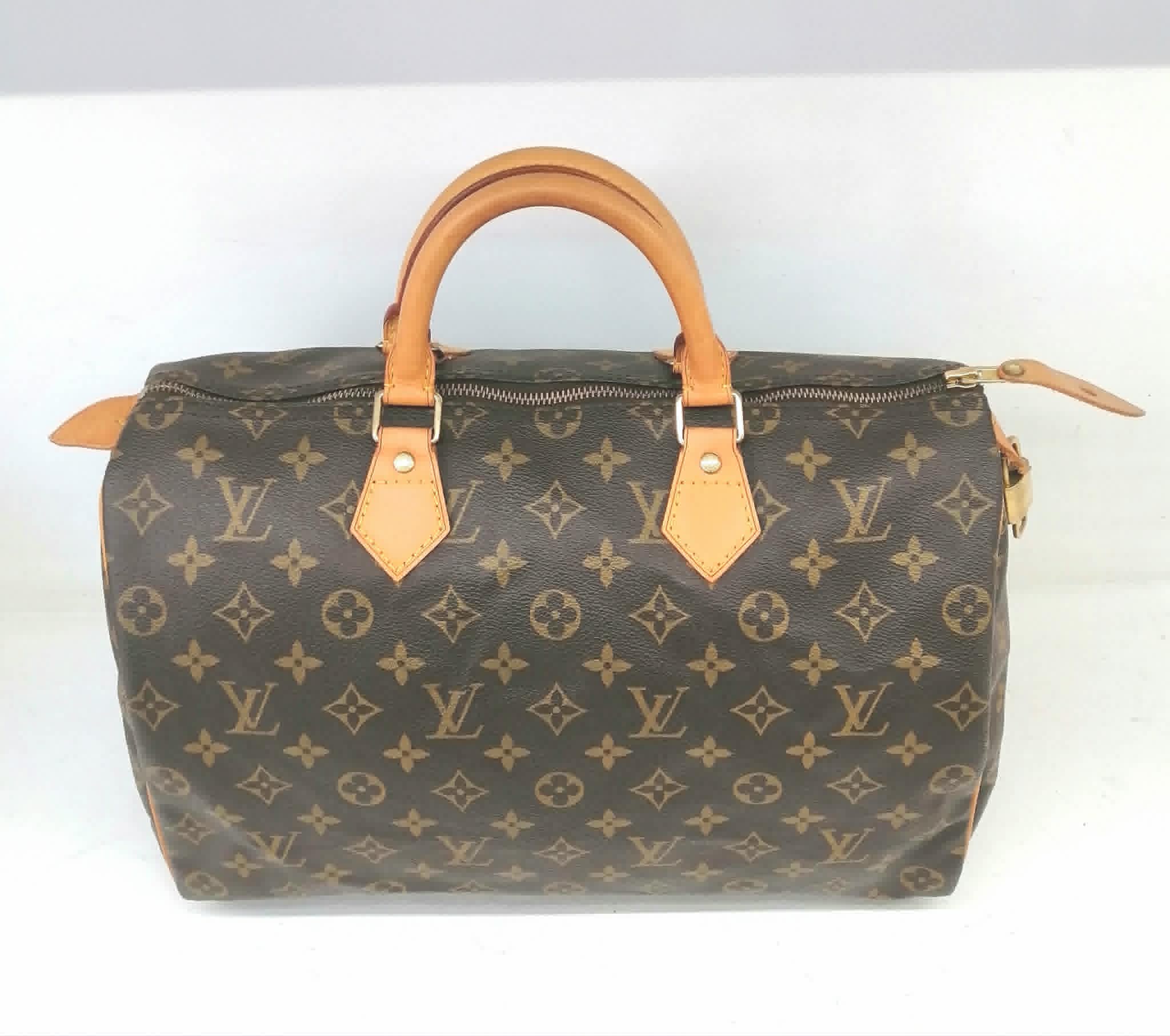 LOUIS VUITTON SPEEDY 35