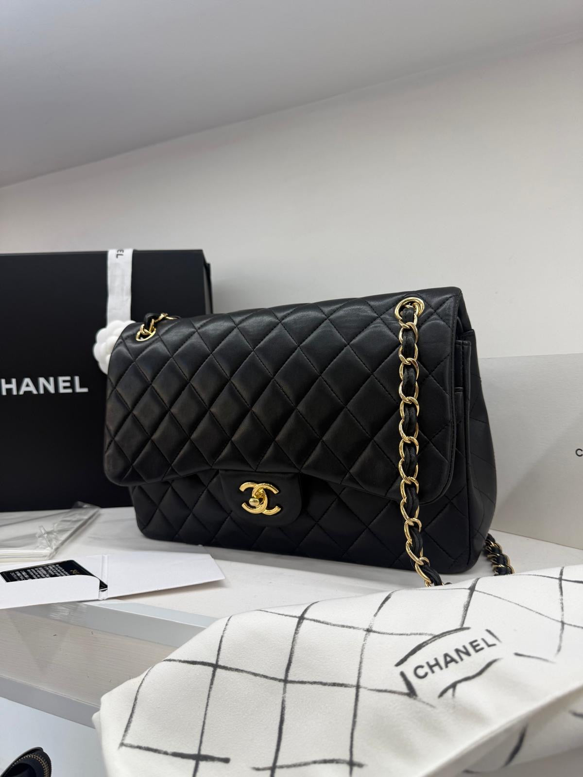 CHANEL JUMBO