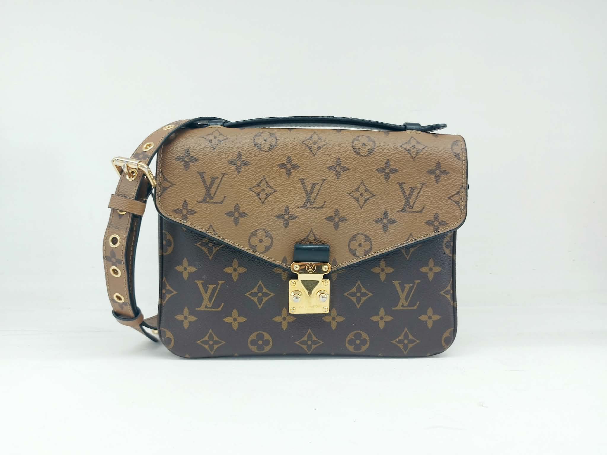 LOUIS VUITTON METIS MONOGRAM REVERSE