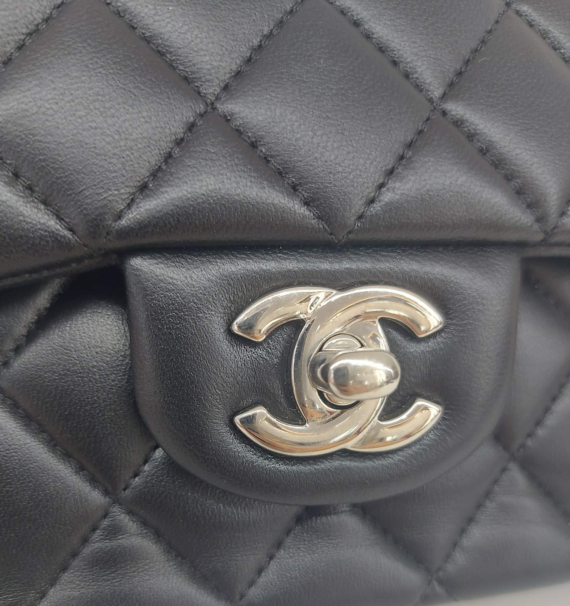 CHANEL TIMELESS MEDIA NERA