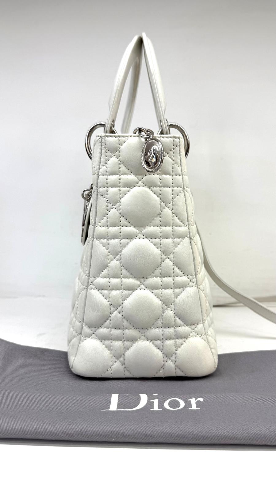 Lady Dior media bianca