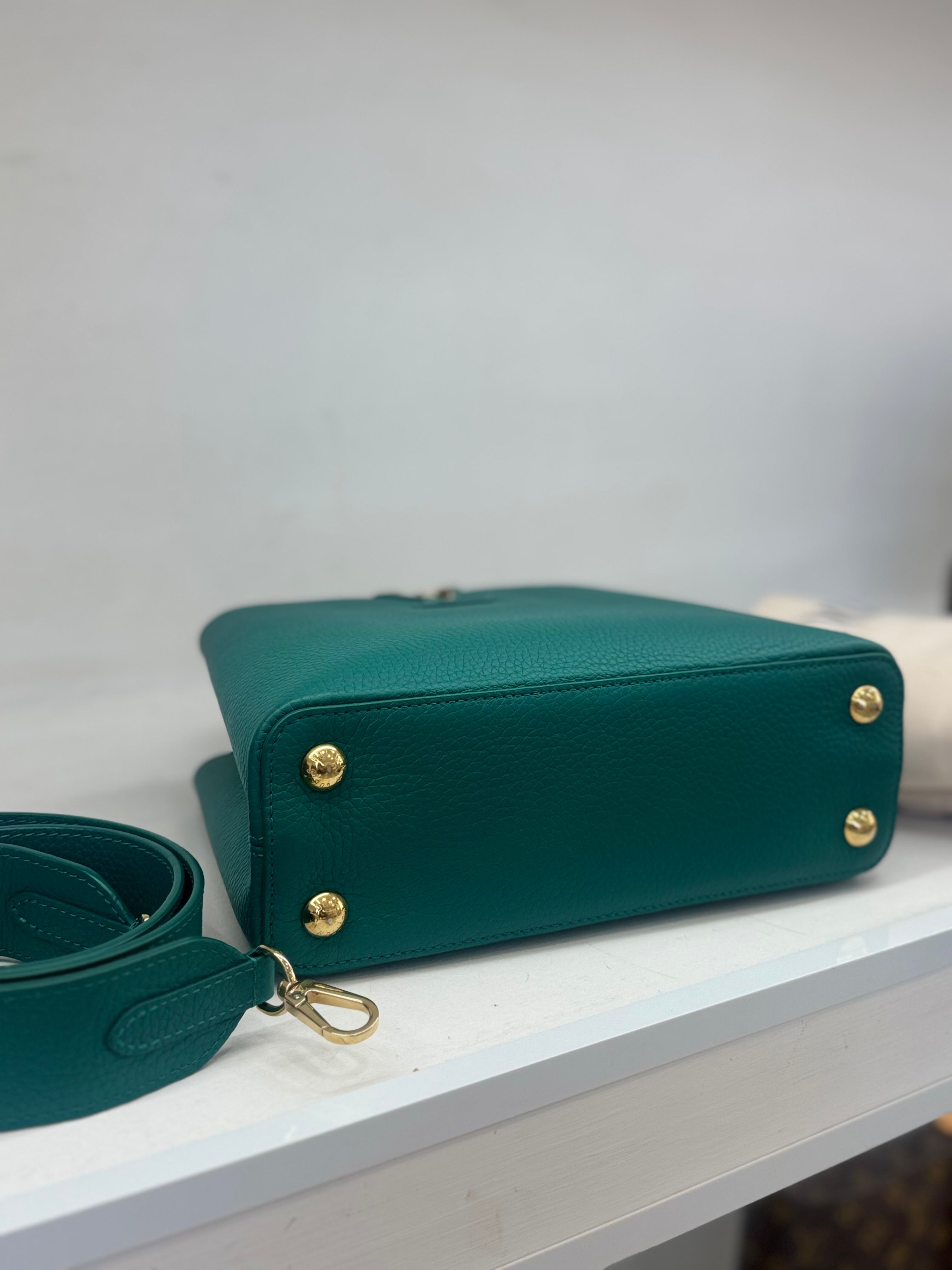 LOUIS VUITTON CAPUCINES BB