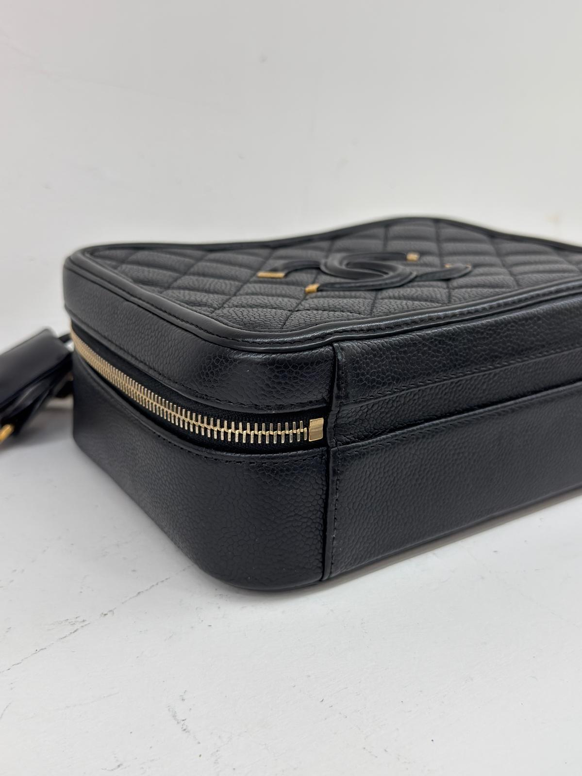 CHANEL VANITY