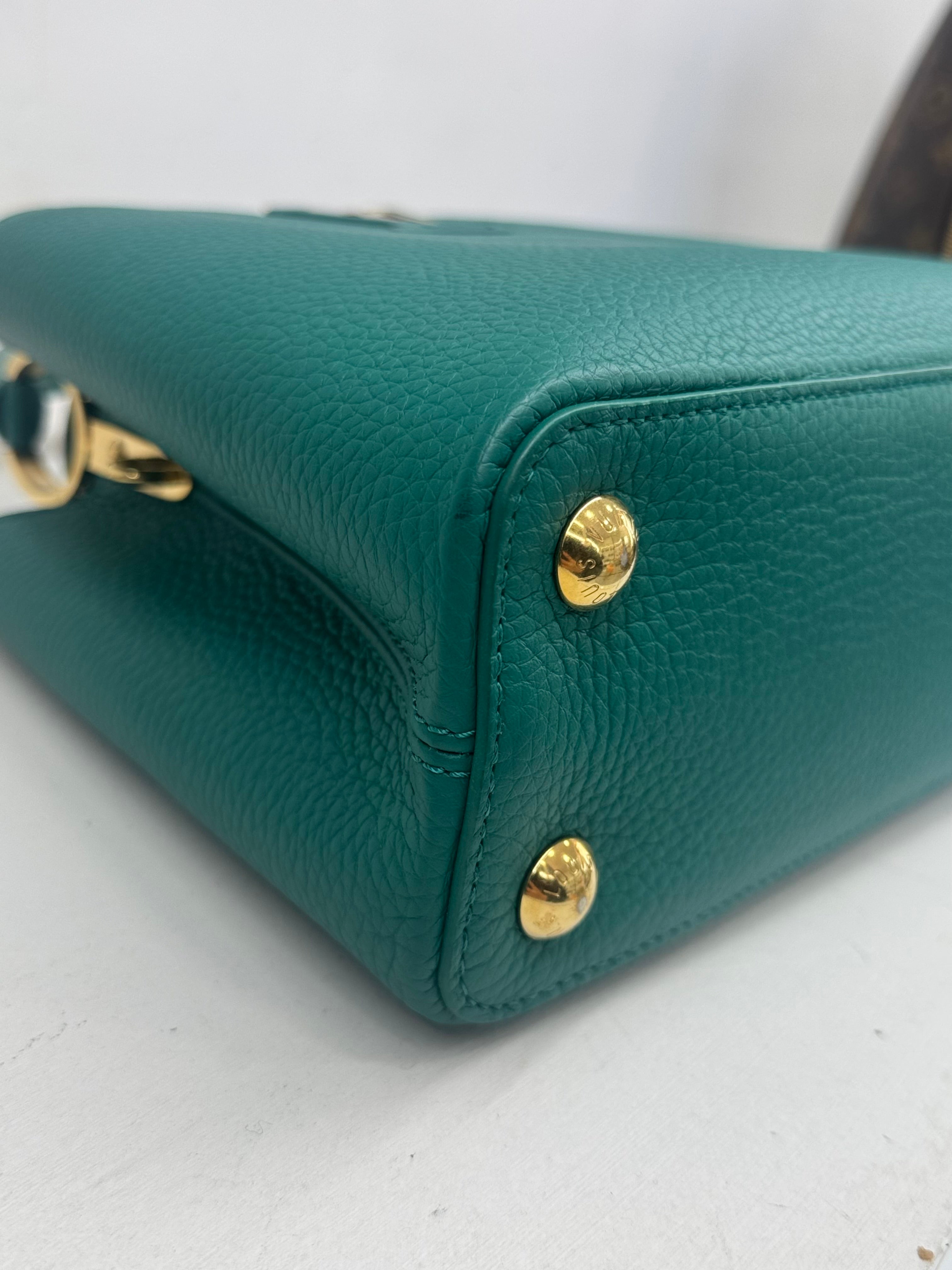 LOUIS VUITTON CAPUCINES BB