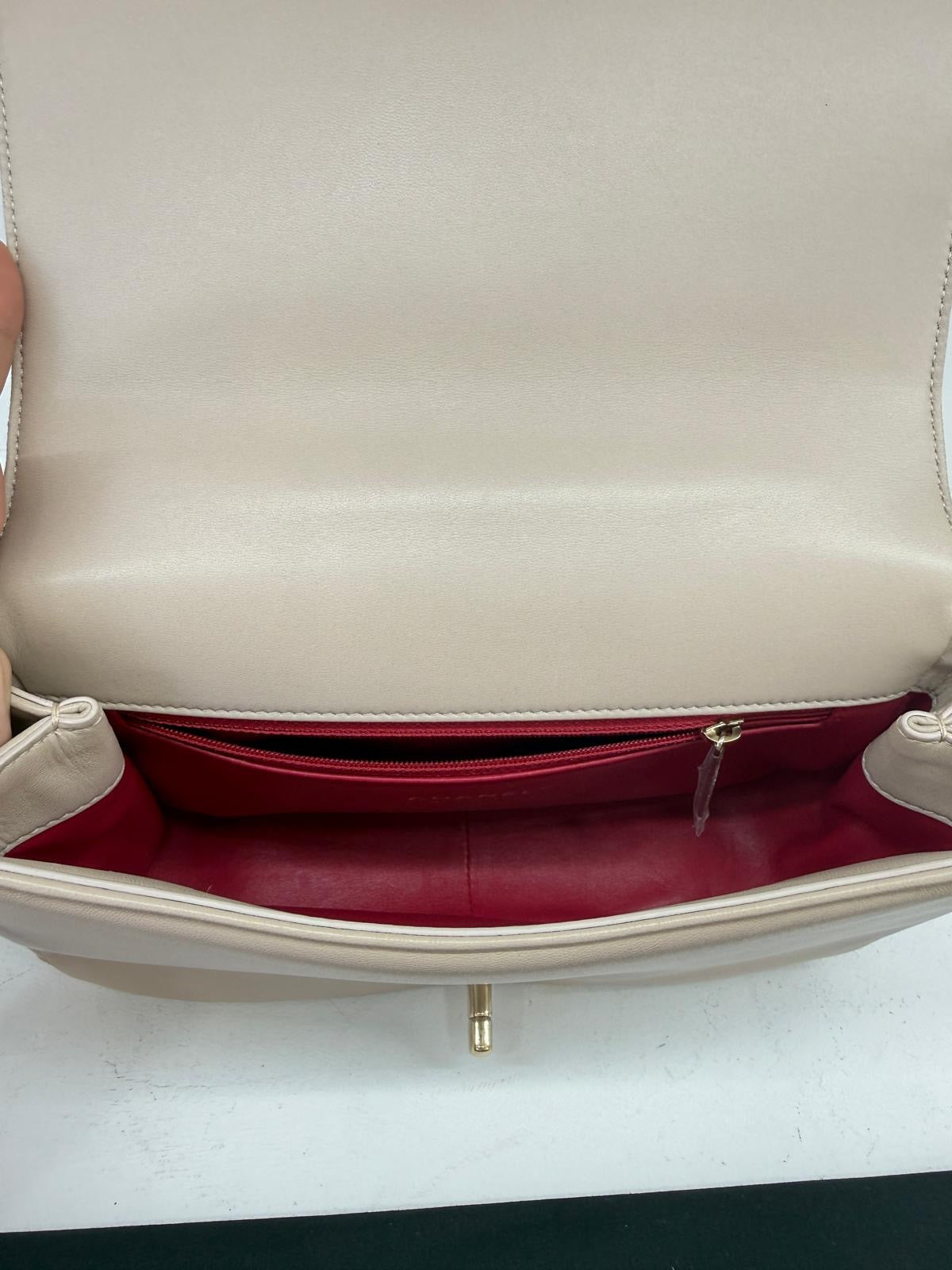 CHANEL CARRY CHIC TOP HANDLE FLAP