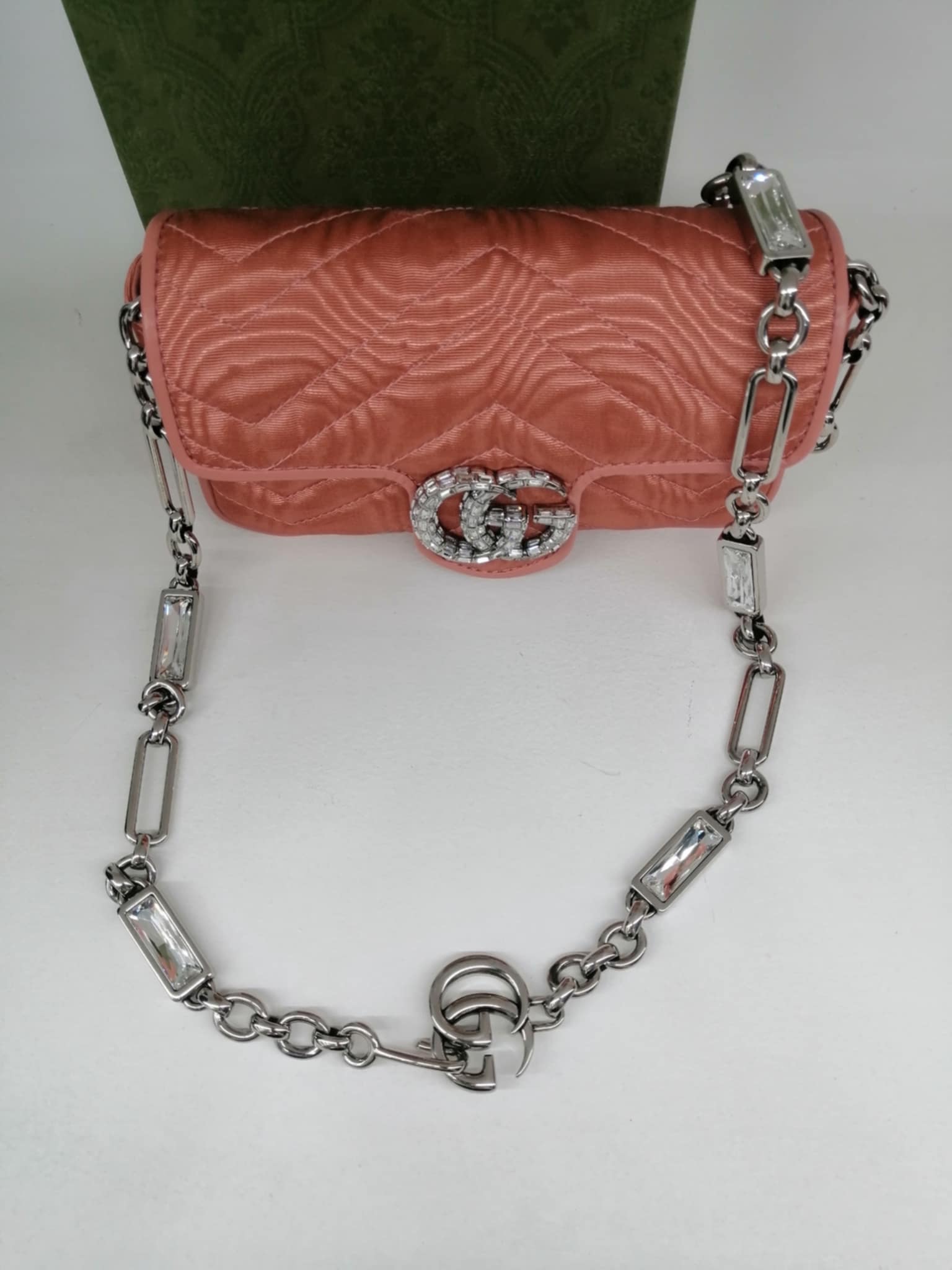 Gucci Crystal mini marmont