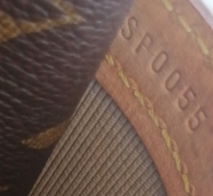 LOUIS VUITTON REPORTER PM