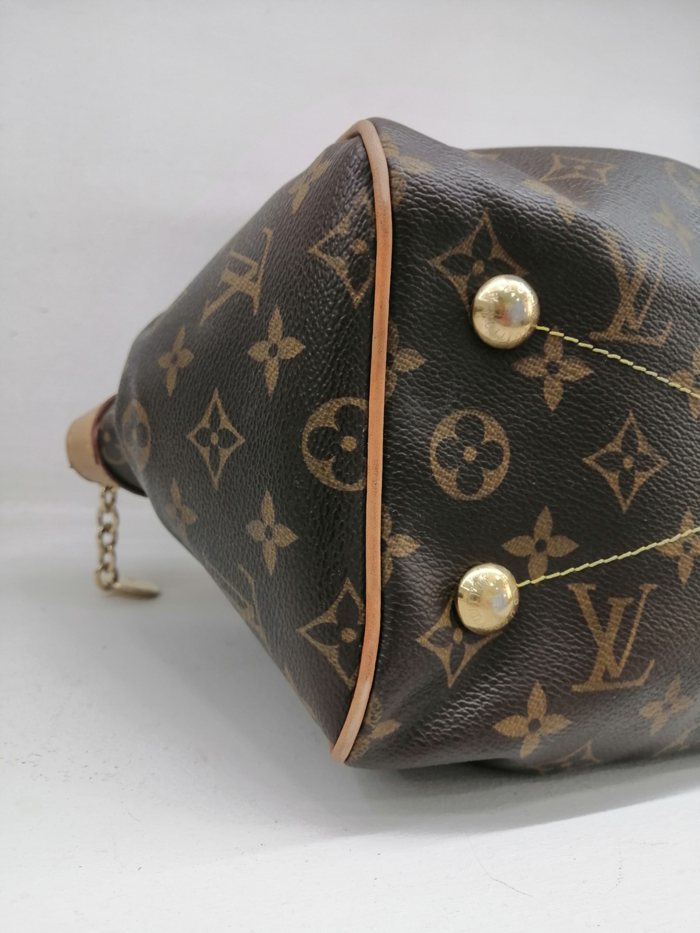 LOUIS VUITTON TIVOLI PM
