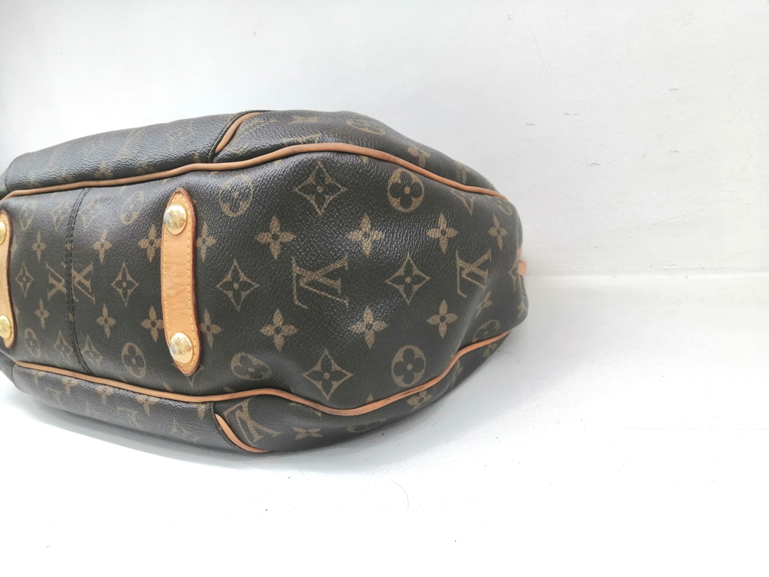 LOUIS VUITTON GALLIERA GM
