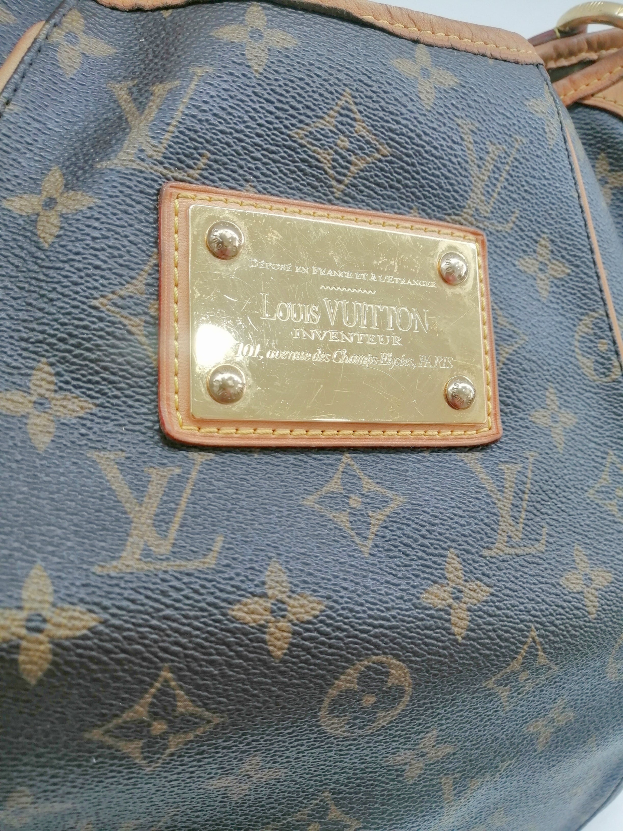 LOUIS VUITTON GALLIERA GM