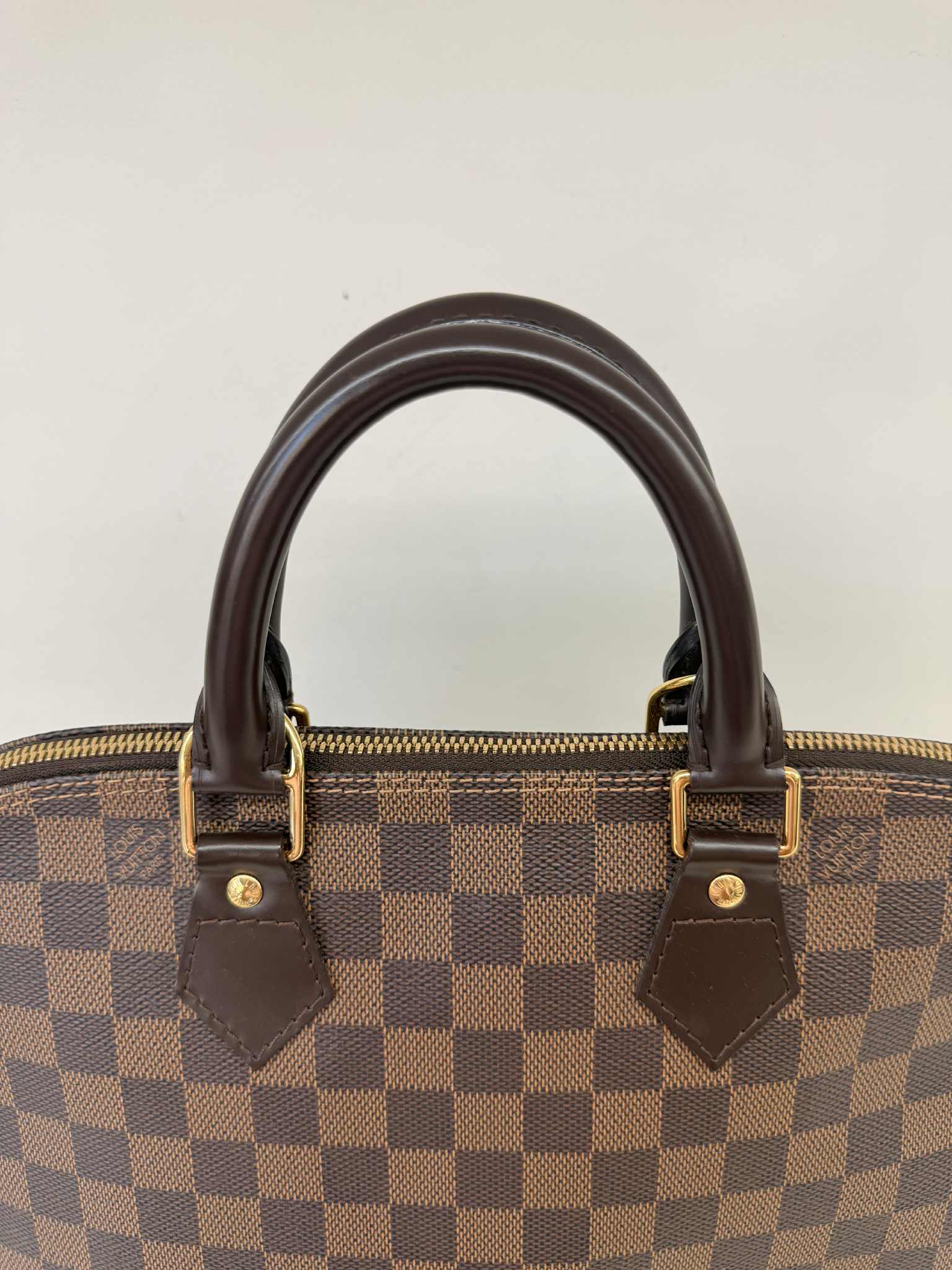LOUIS VUITTON ALMA PM EBEN