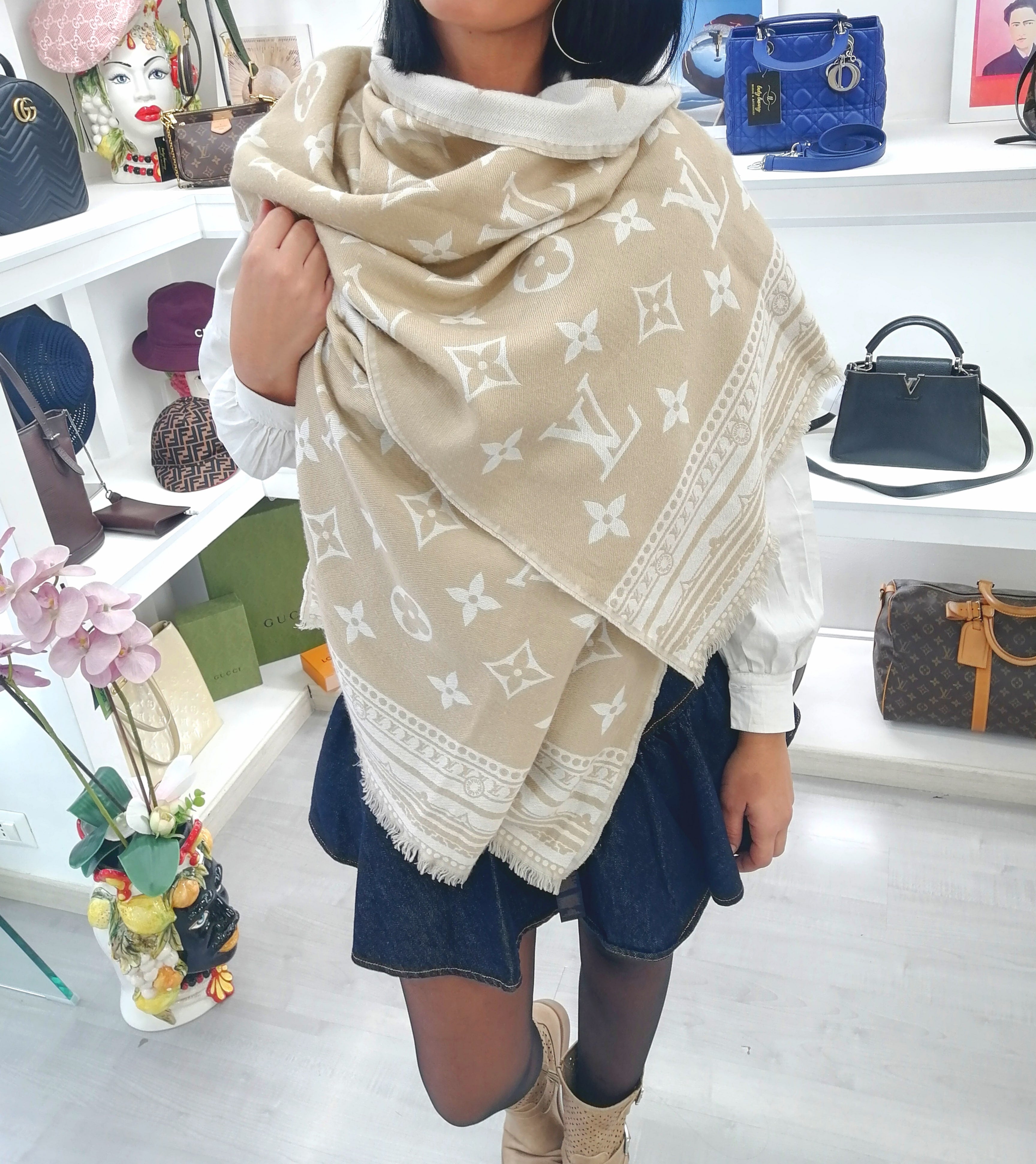 LOUIS VUITTON STOLA AMAZINGRAM