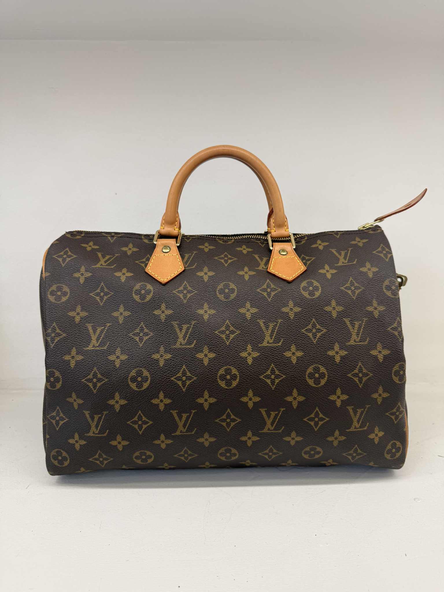 LOUIS VUITTON SPEEDY 35
