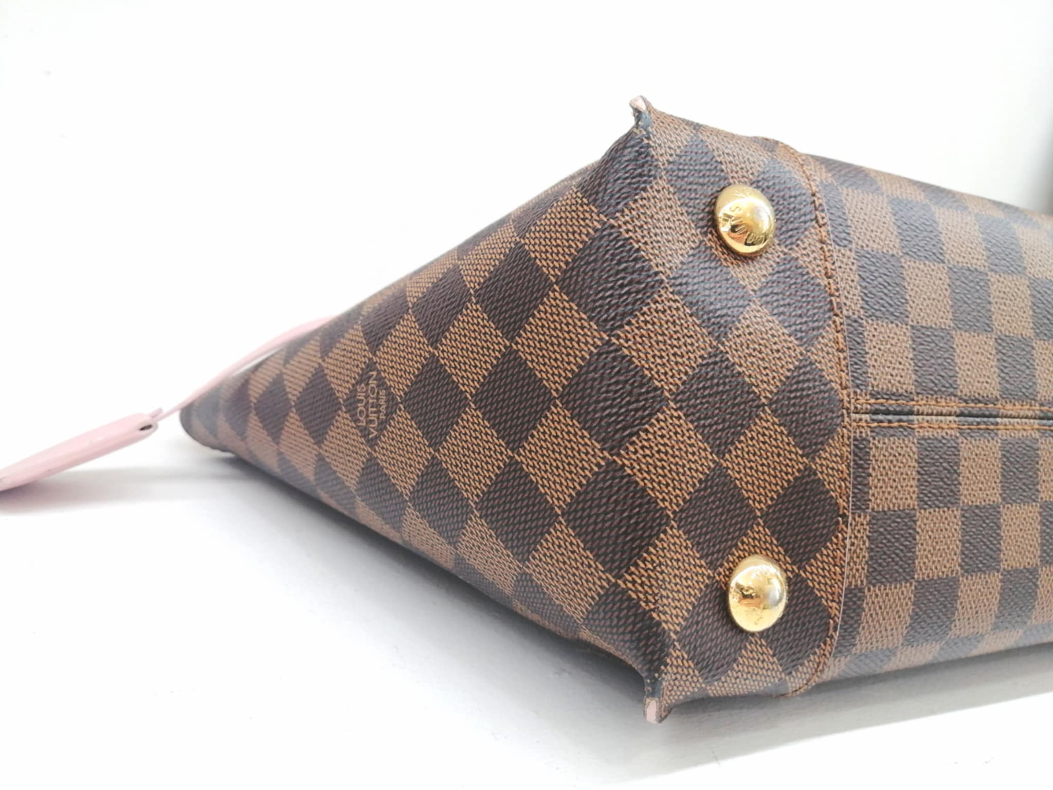 LOUIS VUITTON CAISSA PM